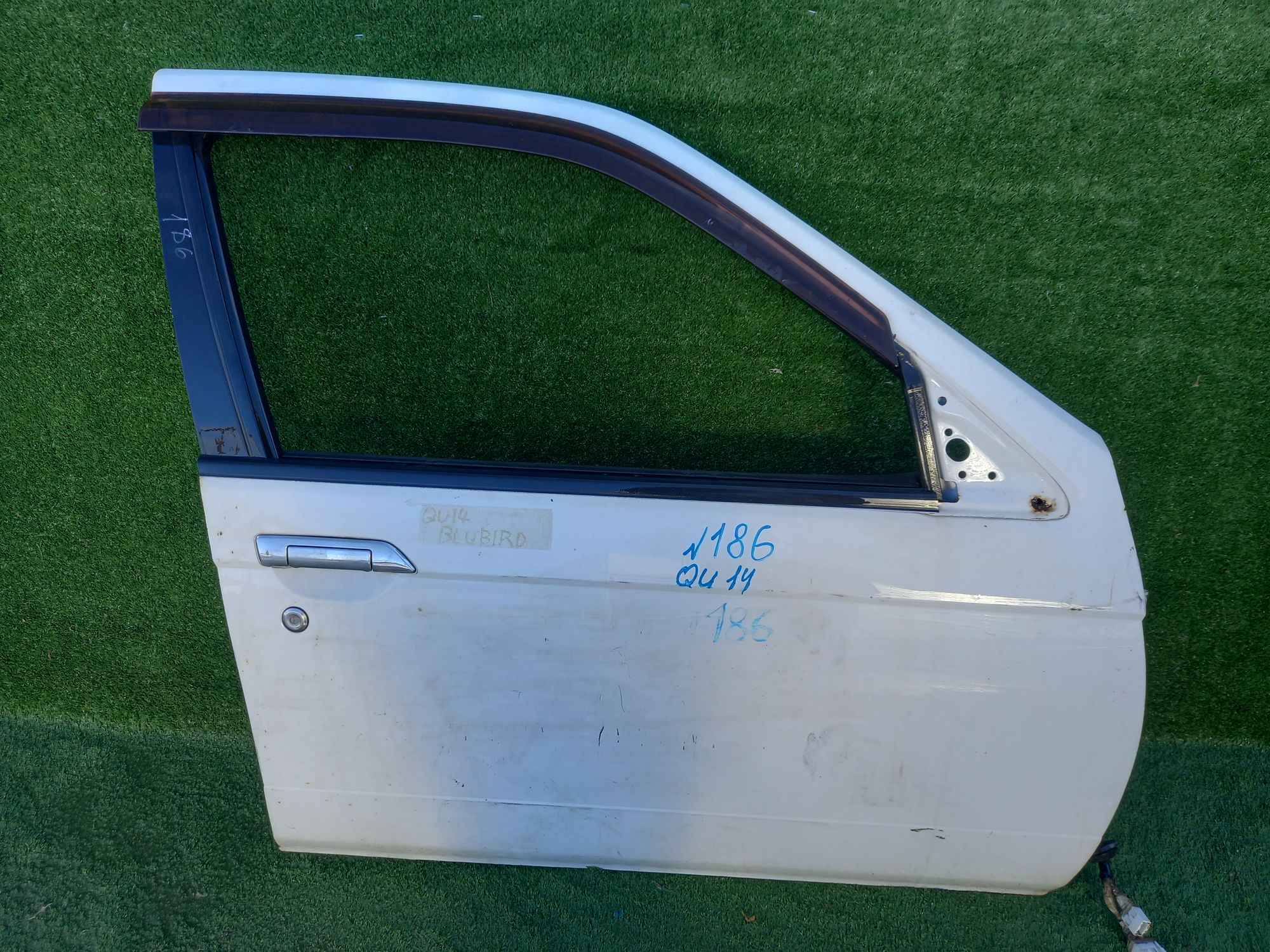 186 дверь F/R на NISSAN BLUEBIRD U14, 9500 рублей, Невинномысск