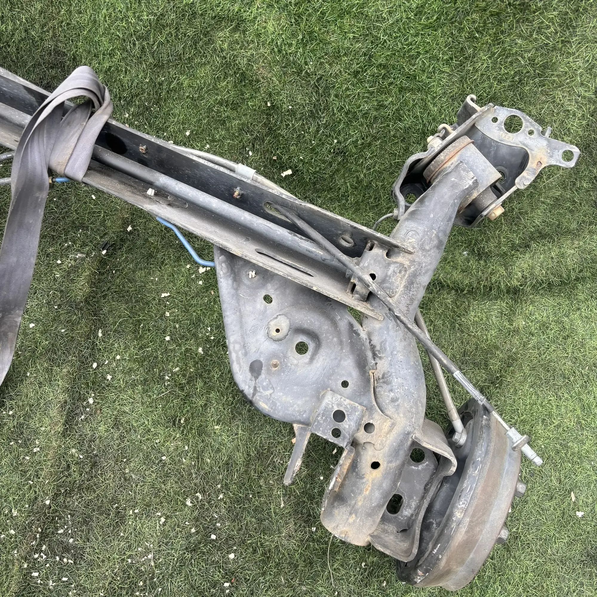 https://ycs.partsauto.market/partsauto-images/thmbs/userImages/772e461030aea93f4dbb6447c0f924d3/part/2f2adc96-f88e-43ba-823b-b9178c591ffd_1777029212935.jpg