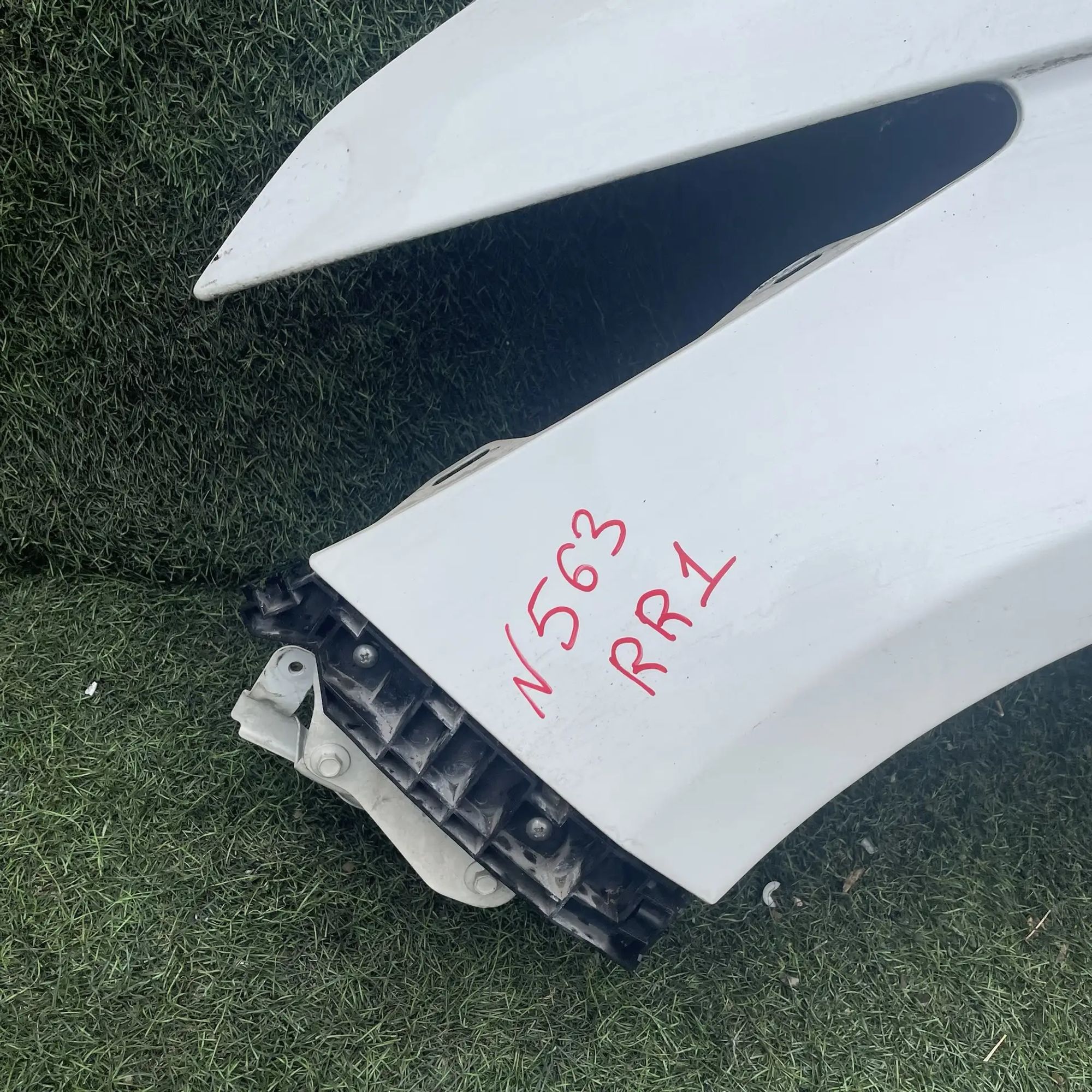 https://ycs.partsauto.market/partsauto-images/thmbs/userImages/772e461030aea93f4dbb6447c0f924d3/part/2f31865a-3448-4c74-a63f-209bf97ef17b_1778847362353.jpg