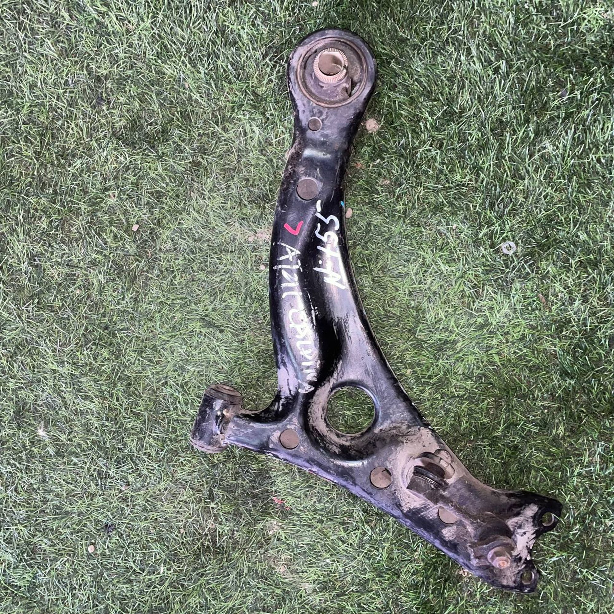 155 Рычаг передний левый нижний TOYOTA CALDINA AT211, 3500 рублей, Невинномысск