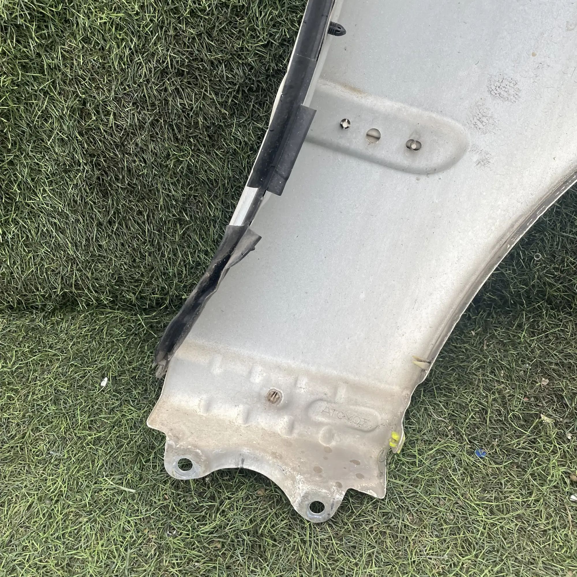 https://ycs.partsauto.market/partsauto-images/thmbs/userImages/772e461030aea93f4dbb6447c0f924d3/part/2f973603-3d55-4eca-8895-1a87887c28e4_1778832685027.jpg