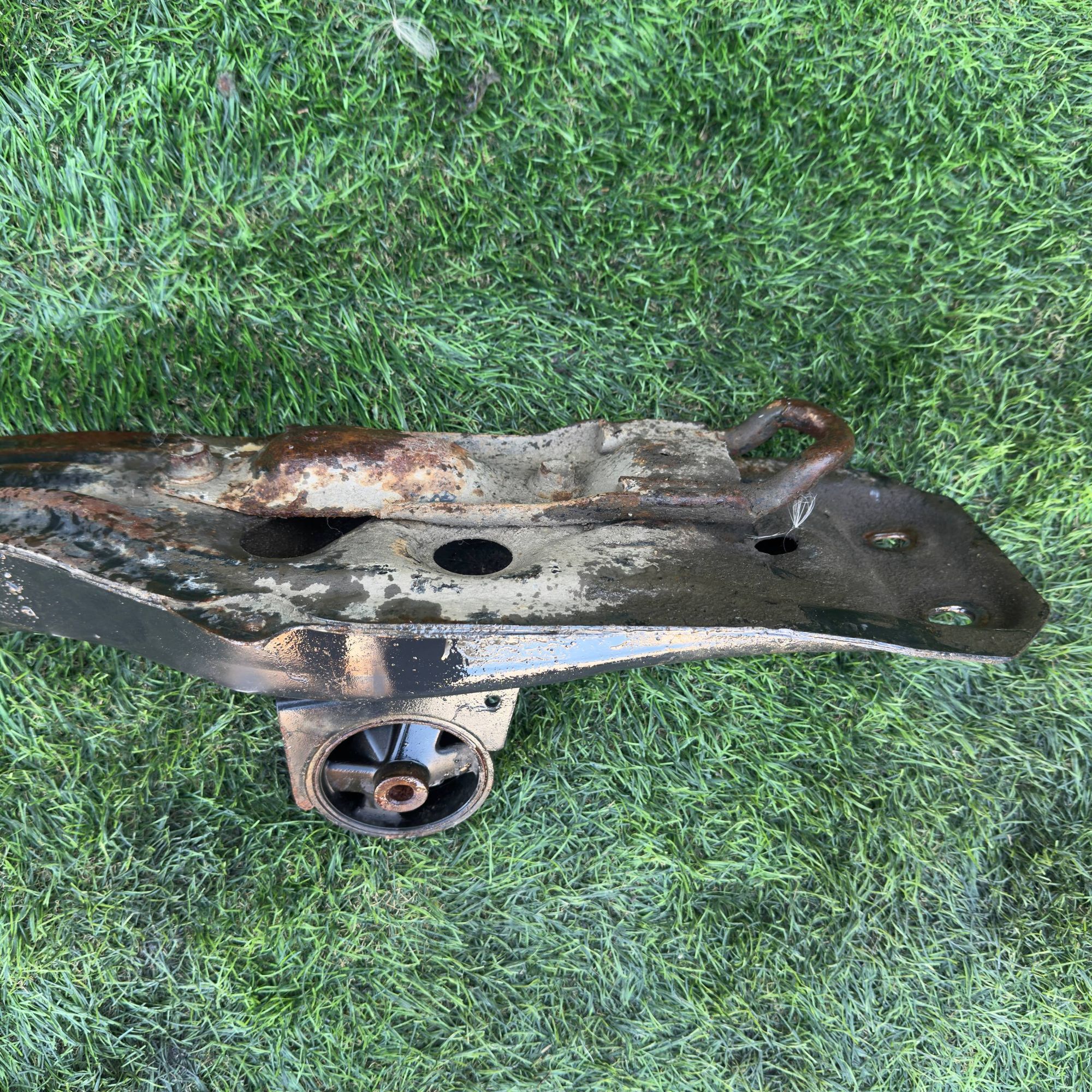 302 Балка продольная TOYOTA AVENSIS ST220, 1 рублей, Невинномысск