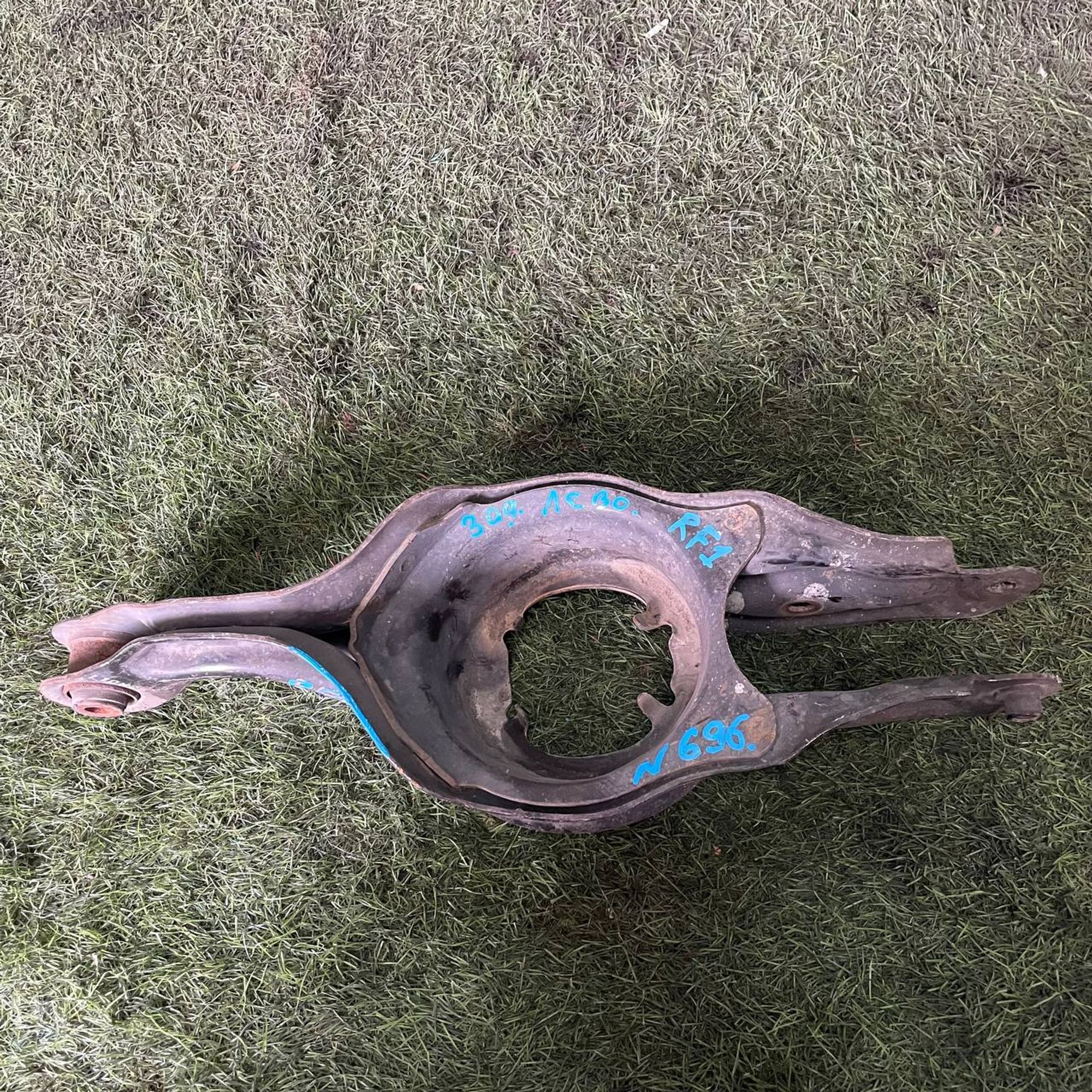 696 Рычаг задний левый нижний Honda Stepwgn RF1, 3500 рублей, Невинномысск