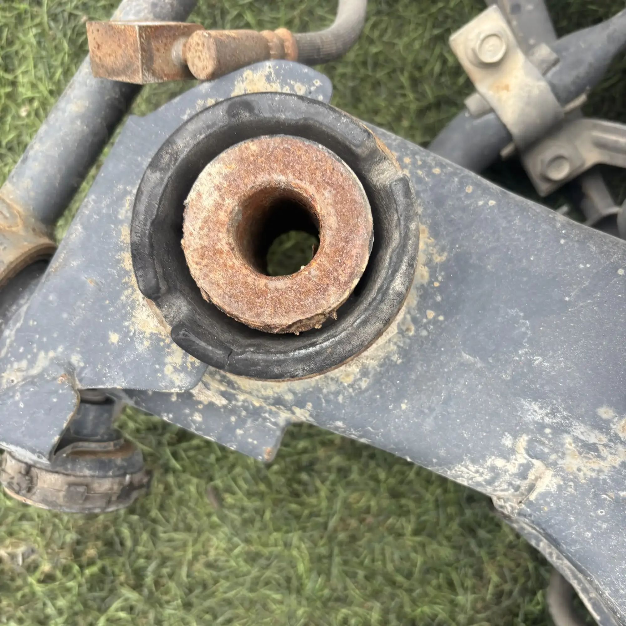 https://ycs.partsauto.market/partsauto-images/thmbs/userImages/772e461030aea93f4dbb6447c0f924d3/part/301dedee-a930-4cc6-a07a-d9c73a463d1a_1777016131785.jpg