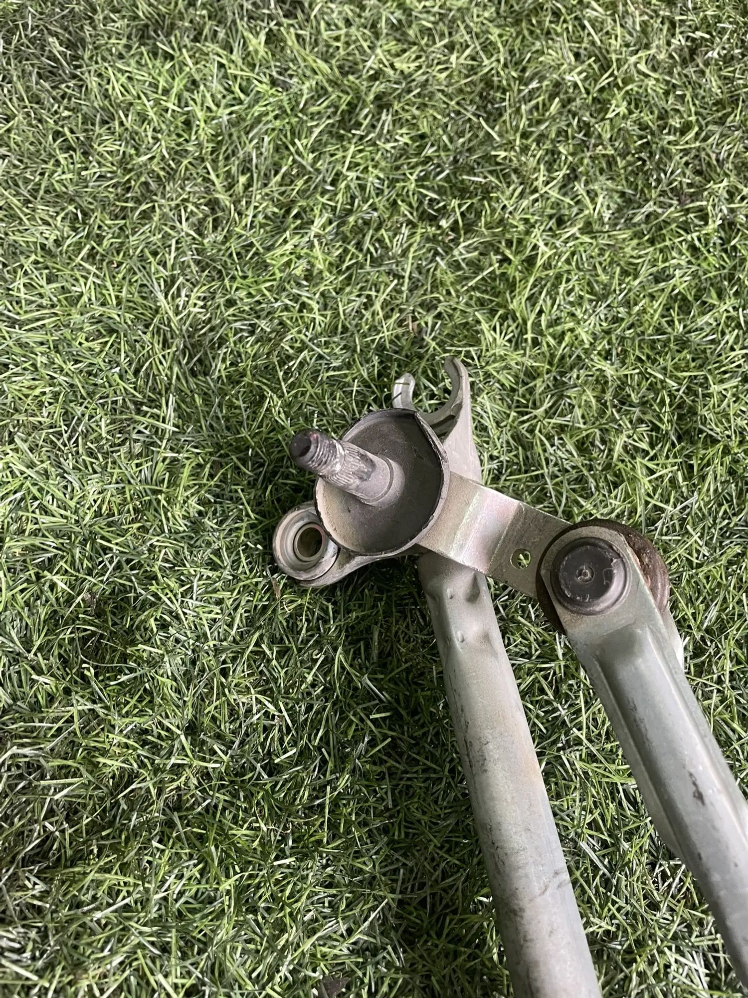 https://ycs.partsauto.market/partsauto-images/thmbs/userImages/772e461030aea93f4dbb6447c0f924d3/part/31272ac3-7304-4868-87ca-28406f300055_1775547411243.jpg