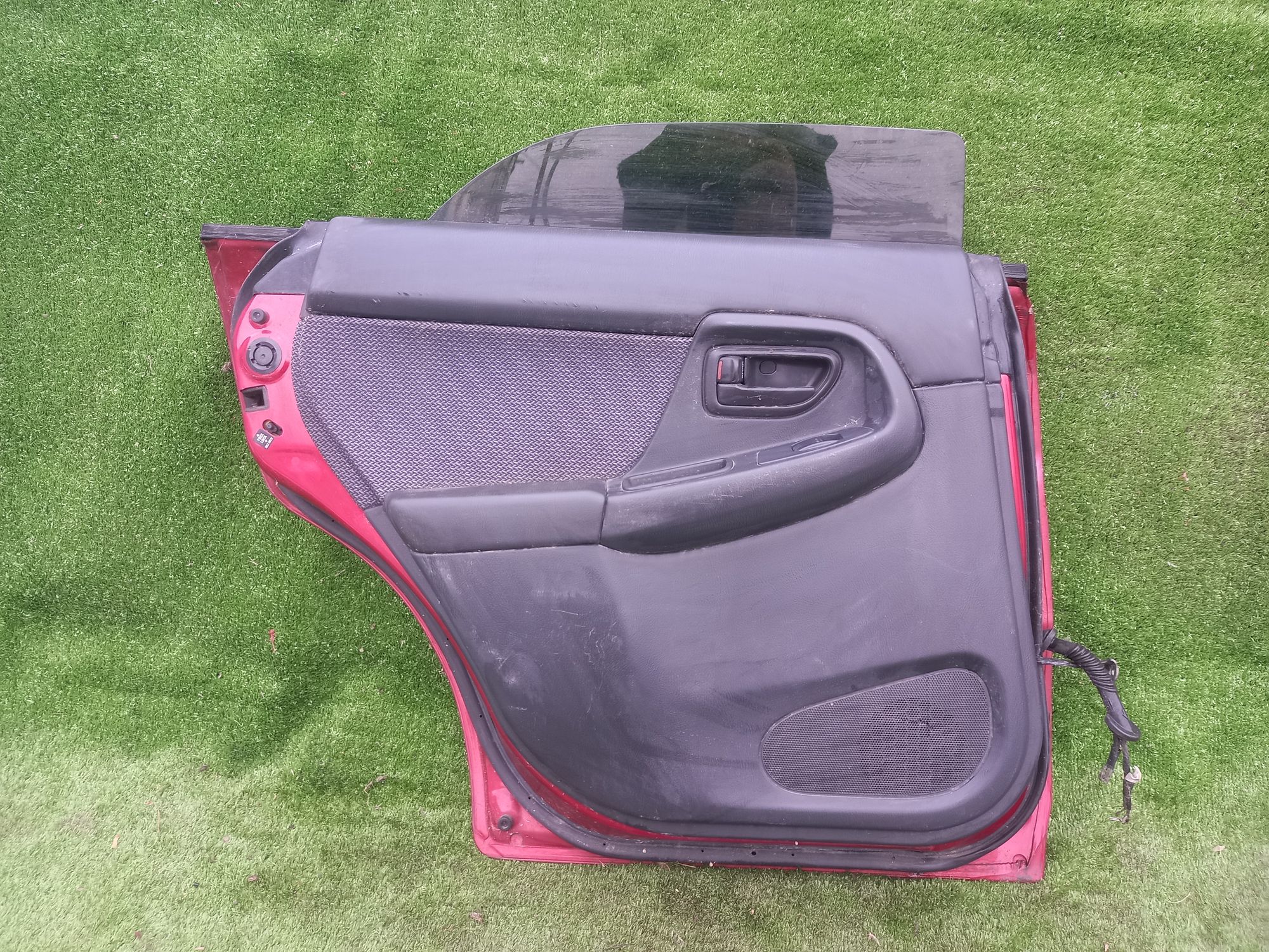 1795 дверь на SUBARU IMPREZA GG2, 10500 рублей, Невинномысск