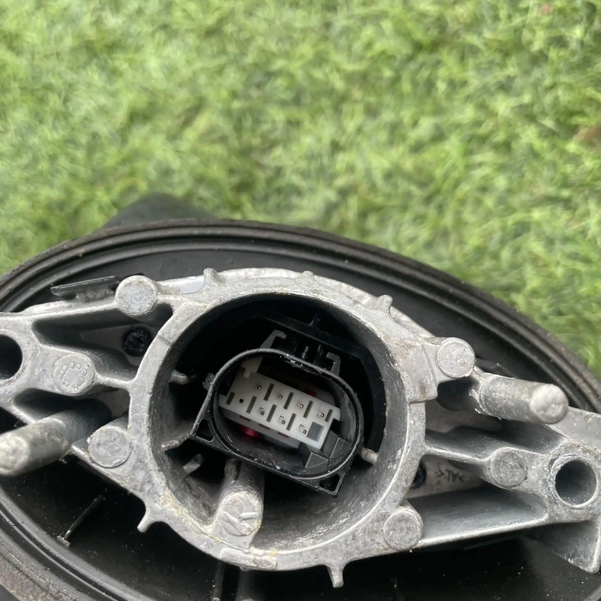 https://ycs.partsauto.market/partsauto-images/thmbs/userImages/772e461030aea93f4dbb6447c0f924d3/part/31d86f2b-7517-41ce-a2e0-8189dd2e50e6_1778937095975.jpg