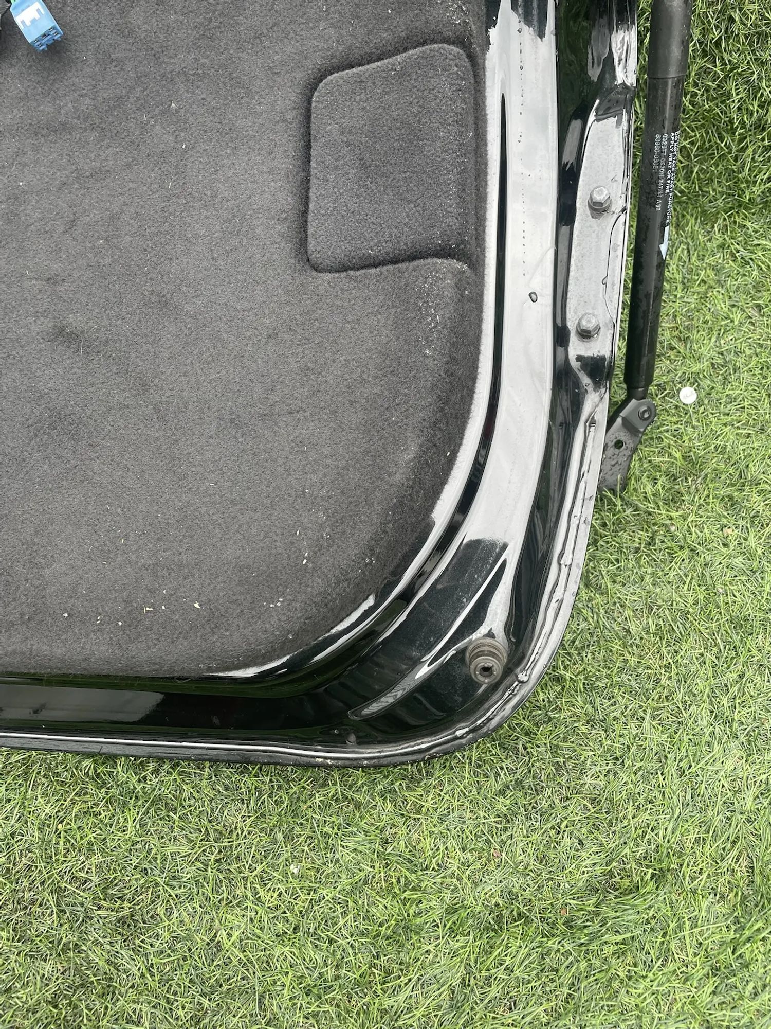 https://ycs.partsauto.market/partsauto-images/thmbs/userImages/772e461030aea93f4dbb6447c0f924d3/part/32056351-4797-495e-8cd4-c442896fa887_1778914052459.jpg