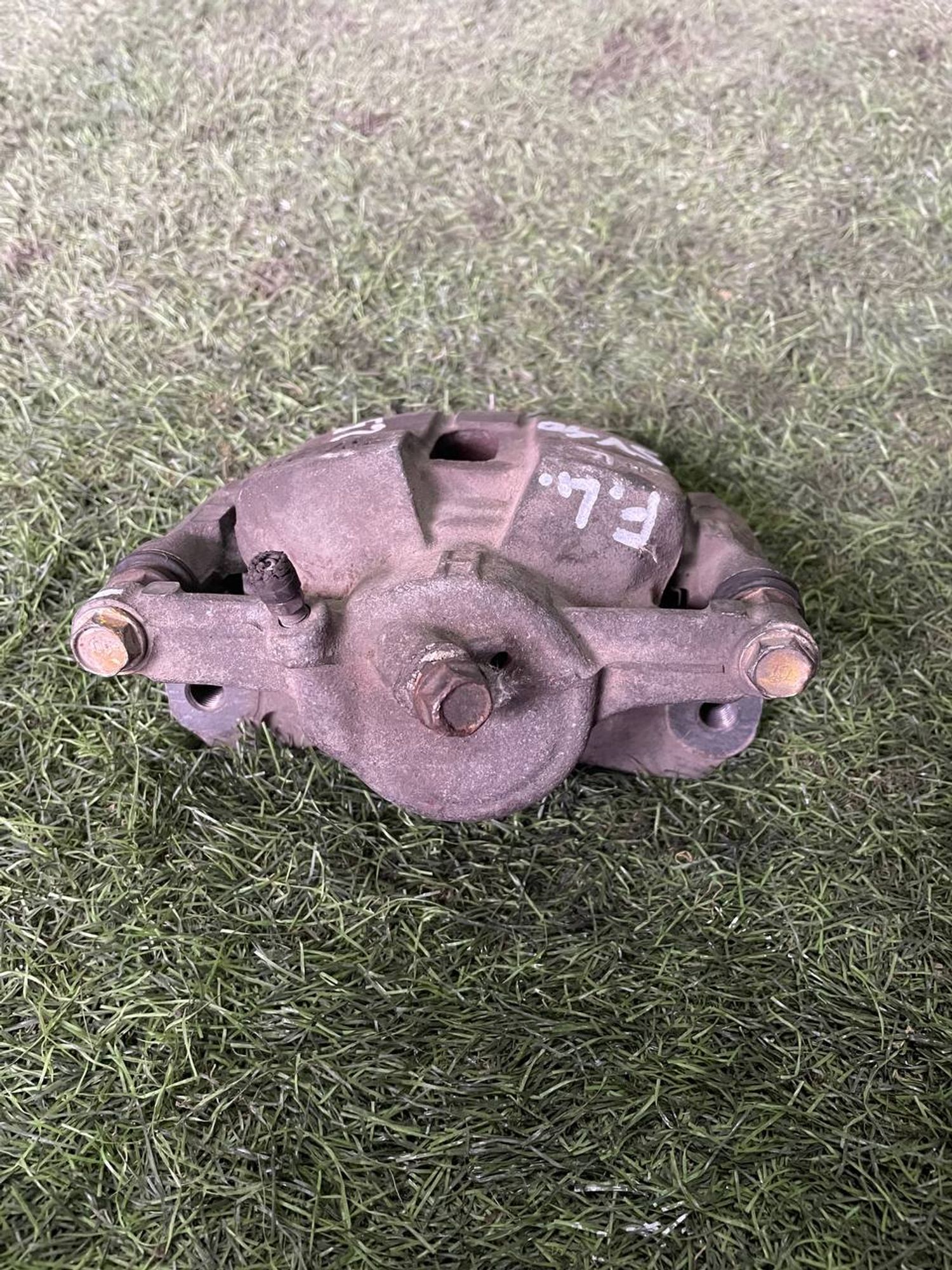 225 Суппорт тормозной передний левый TOYOTA CAMRY SV40, 3000 рублей, Невинномысск