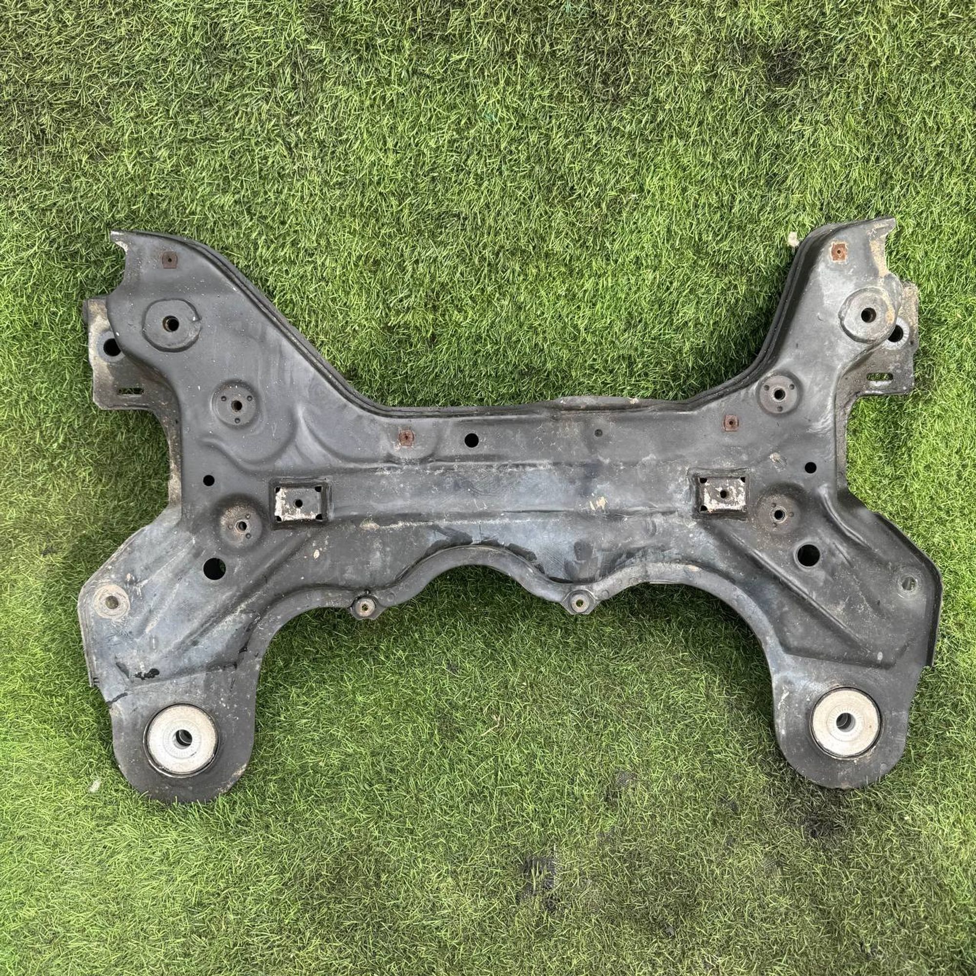 https://ycs.partsauto.market/partsauto-images/thmbs/userImages/772e461030aea93f4dbb6447c0f924d3/part/3247890e-773e-456c-967d-3338b8b22423_1743068424195.jpg