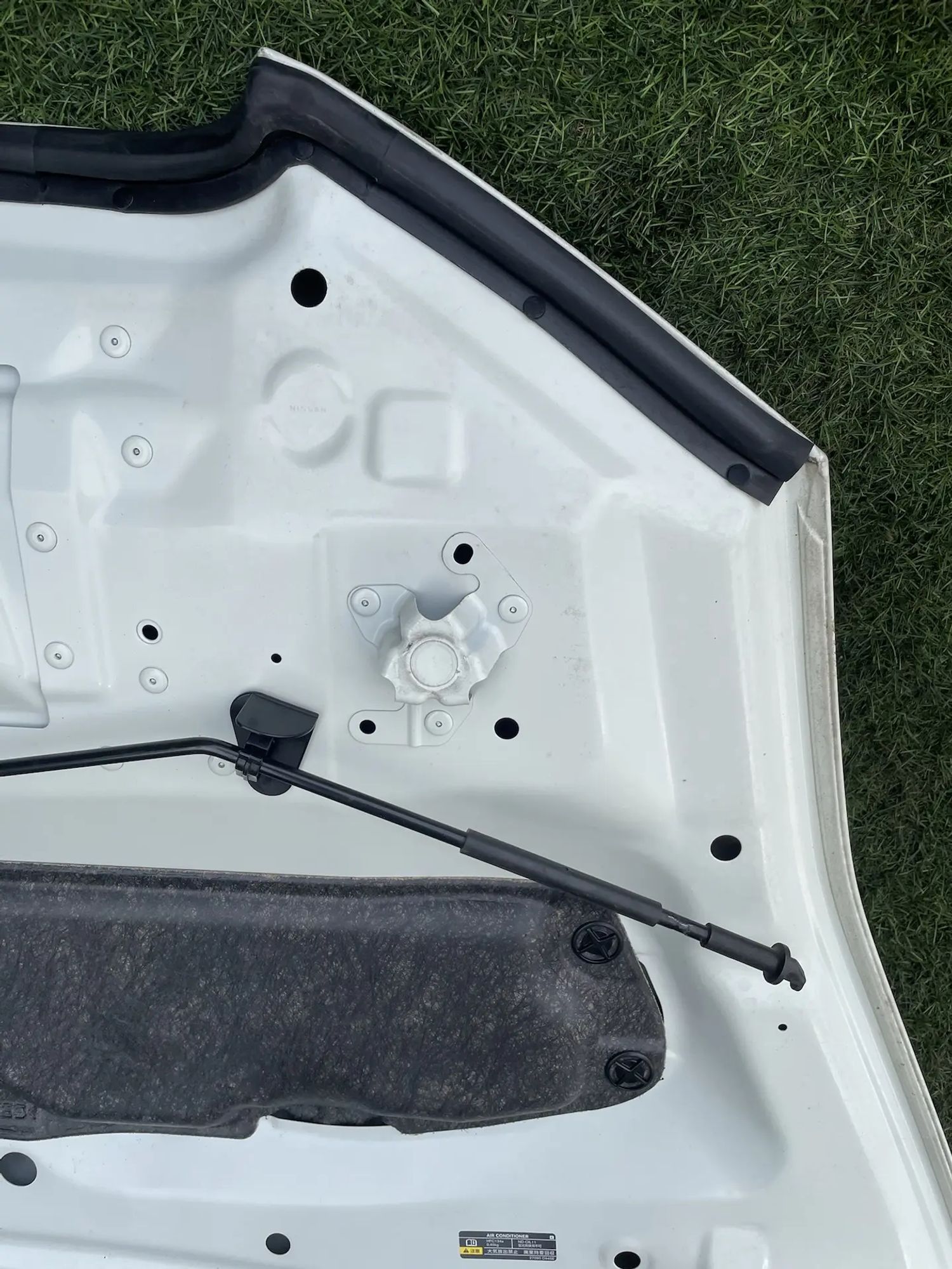 https://ycs.partsauto.market/partsauto-images/thmbs/userImages/772e461030aea93f4dbb6447c0f924d3/part/3276af49-2027-4575-aa61-71cb435fcb3b_1778567215164.jpg