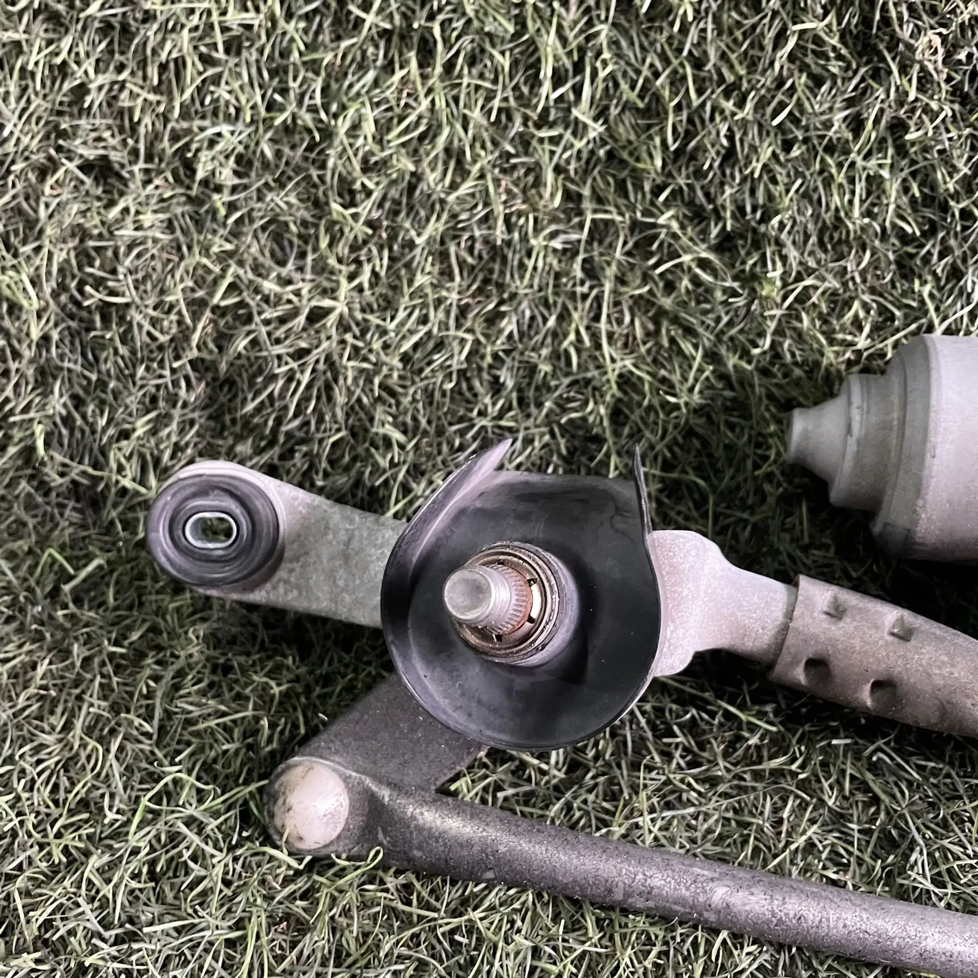https://ycs.partsauto.market/partsauto-images/thmbs/userImages/772e461030aea93f4dbb6447c0f924d3/part/32c71675-2ed7-437c-9d1b-aa7b1c9064d1_1778830344940.jpg