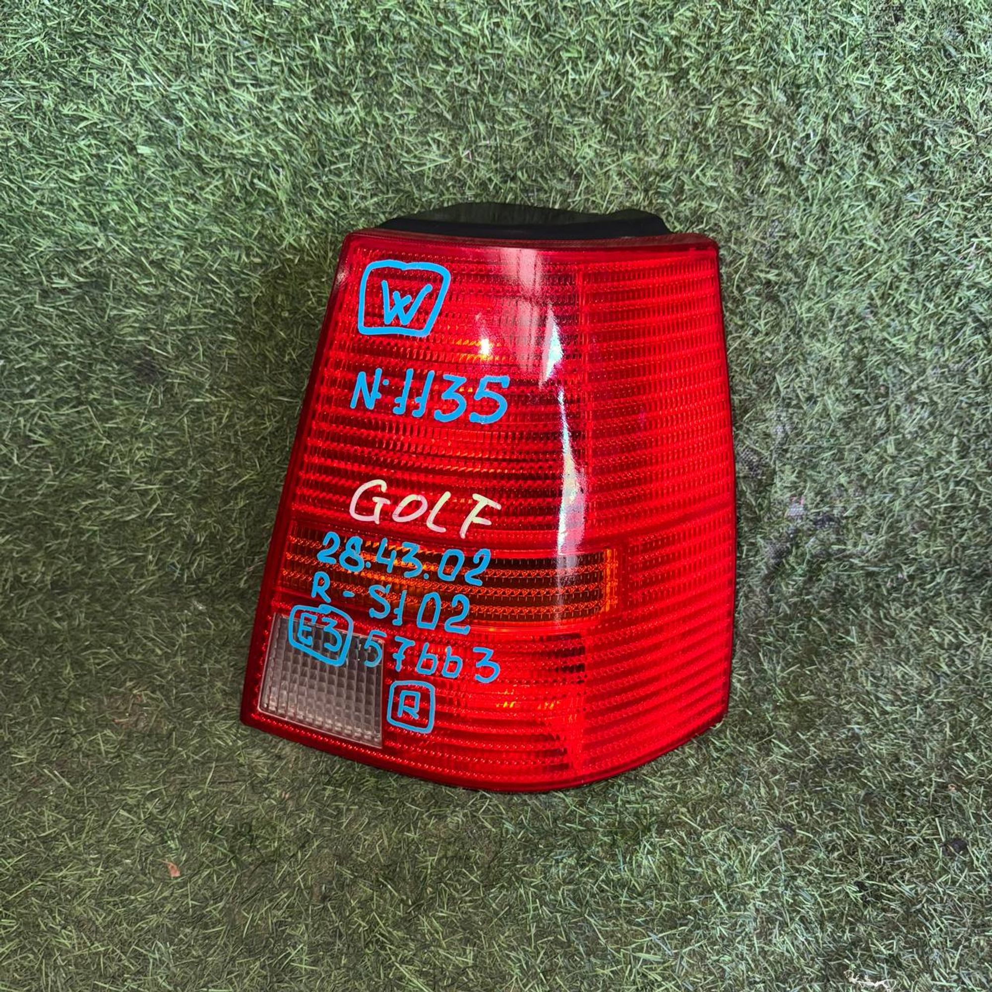 1135 Фонарь задний правый VOLKSWAGEN GOLF, 4900 рублей, Невинномысск
