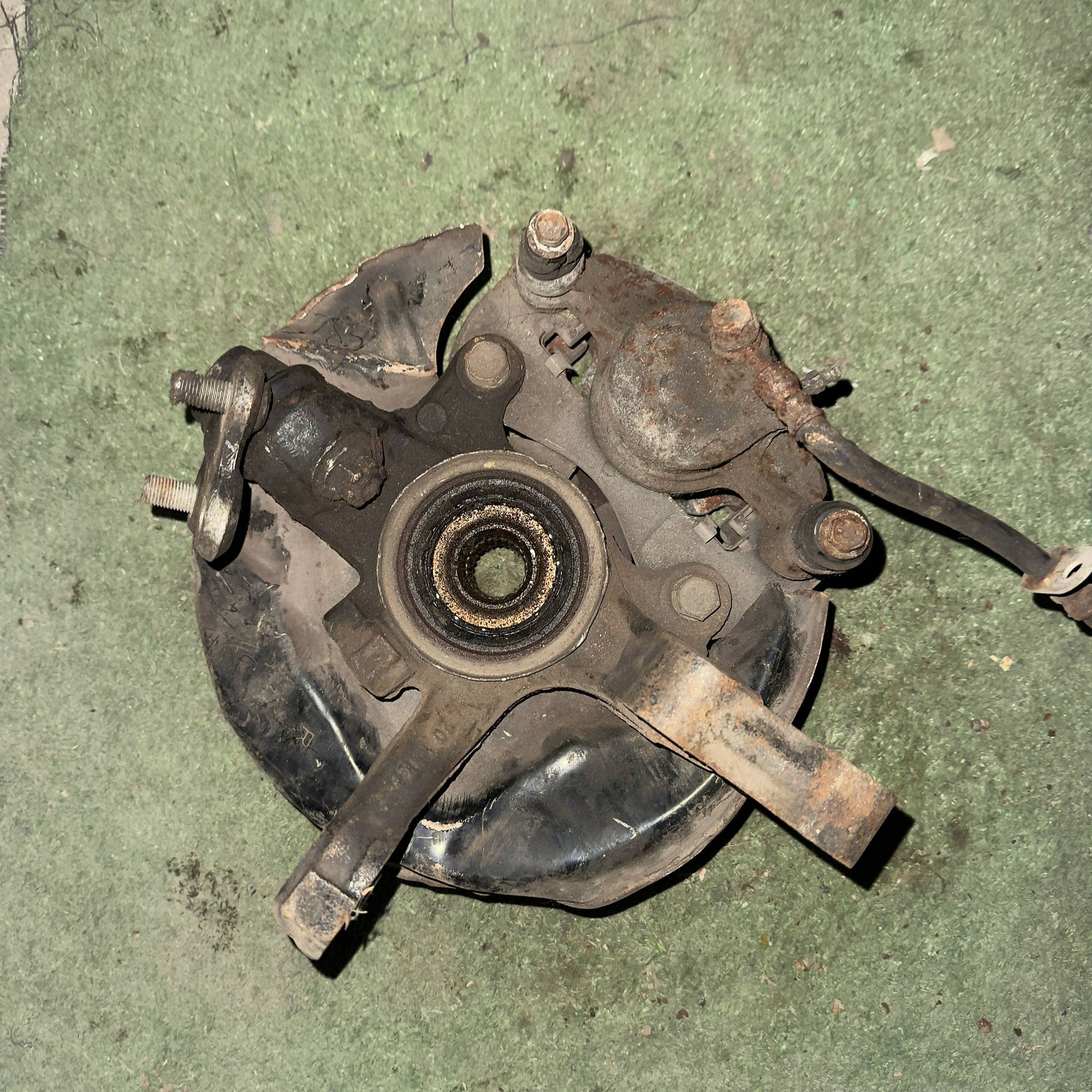 858 Ступица передняя правая TOYOTA SPACIO AE111, 5000 рублей, Невинномысск