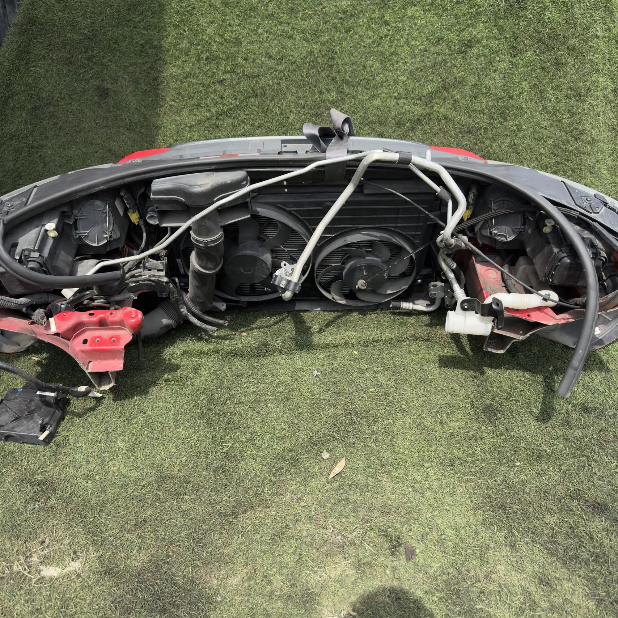 https://ycs.partsauto.market/partsauto-images/thmbs/userImages/772e461030aea93f4dbb6447c0f924d3/part/33d9f543-7b78-4842-bbf8-636f0fdb9a73_1778156870260.jpg
