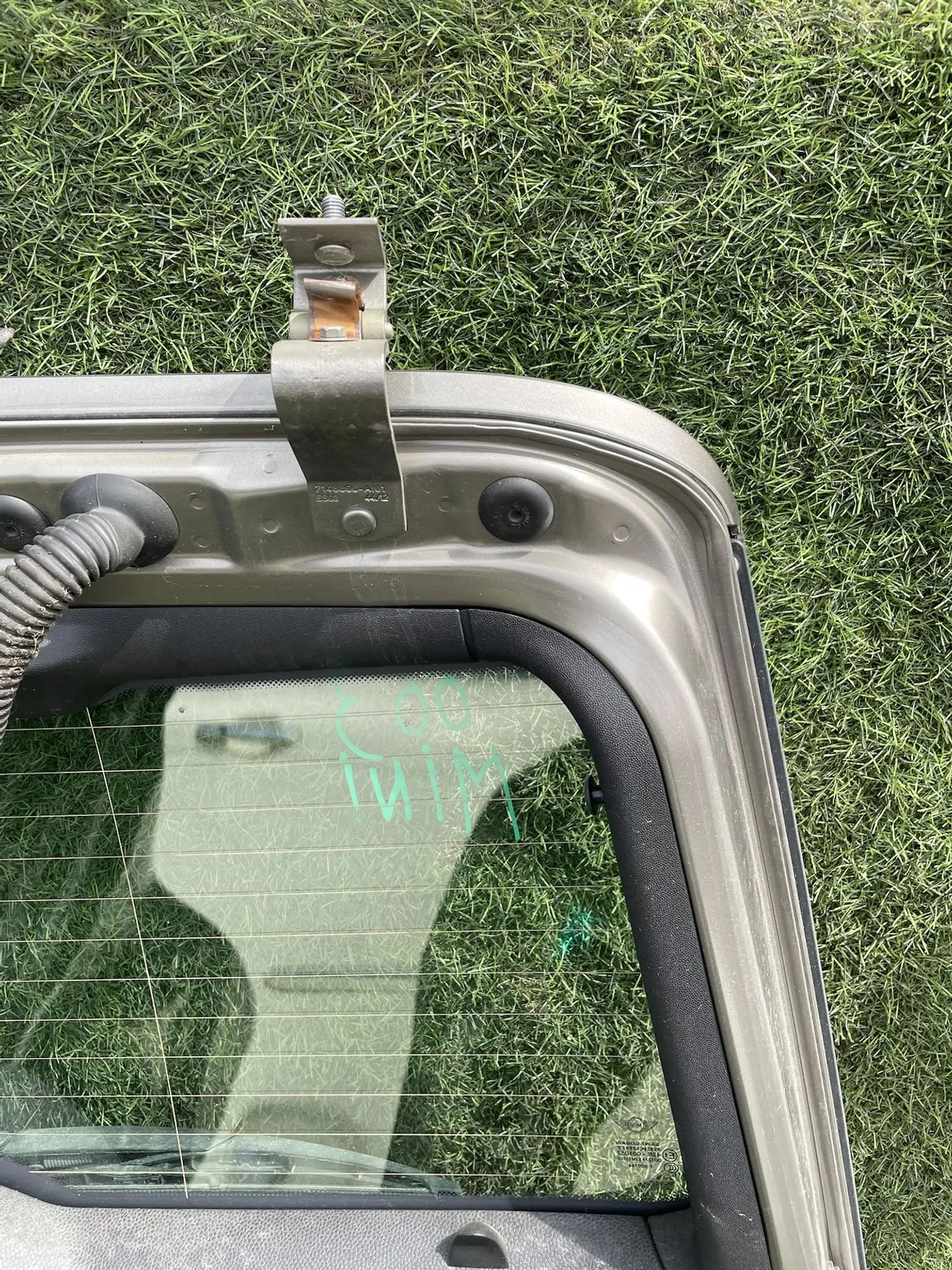 https://ycs.partsauto.market/partsauto-images/thmbs/userImages/772e461030aea93f4dbb6447c0f924d3/part/340045c2-ebfe-4015-979d-00a46ed3dcff_1778748186577.jpg