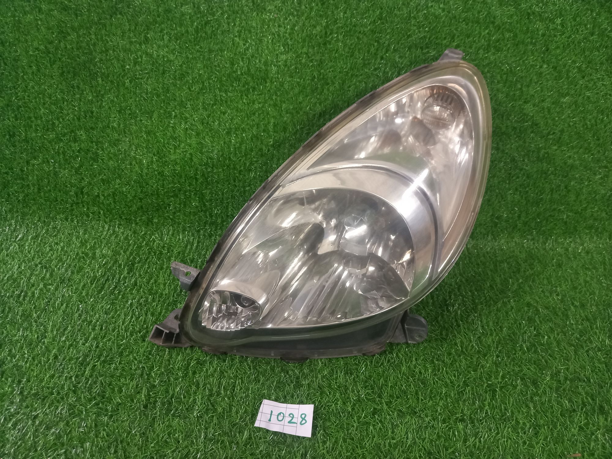 1028 фара левая TOYOTA FUNCARGO NCP20, 12500 рублей, Невинномысск