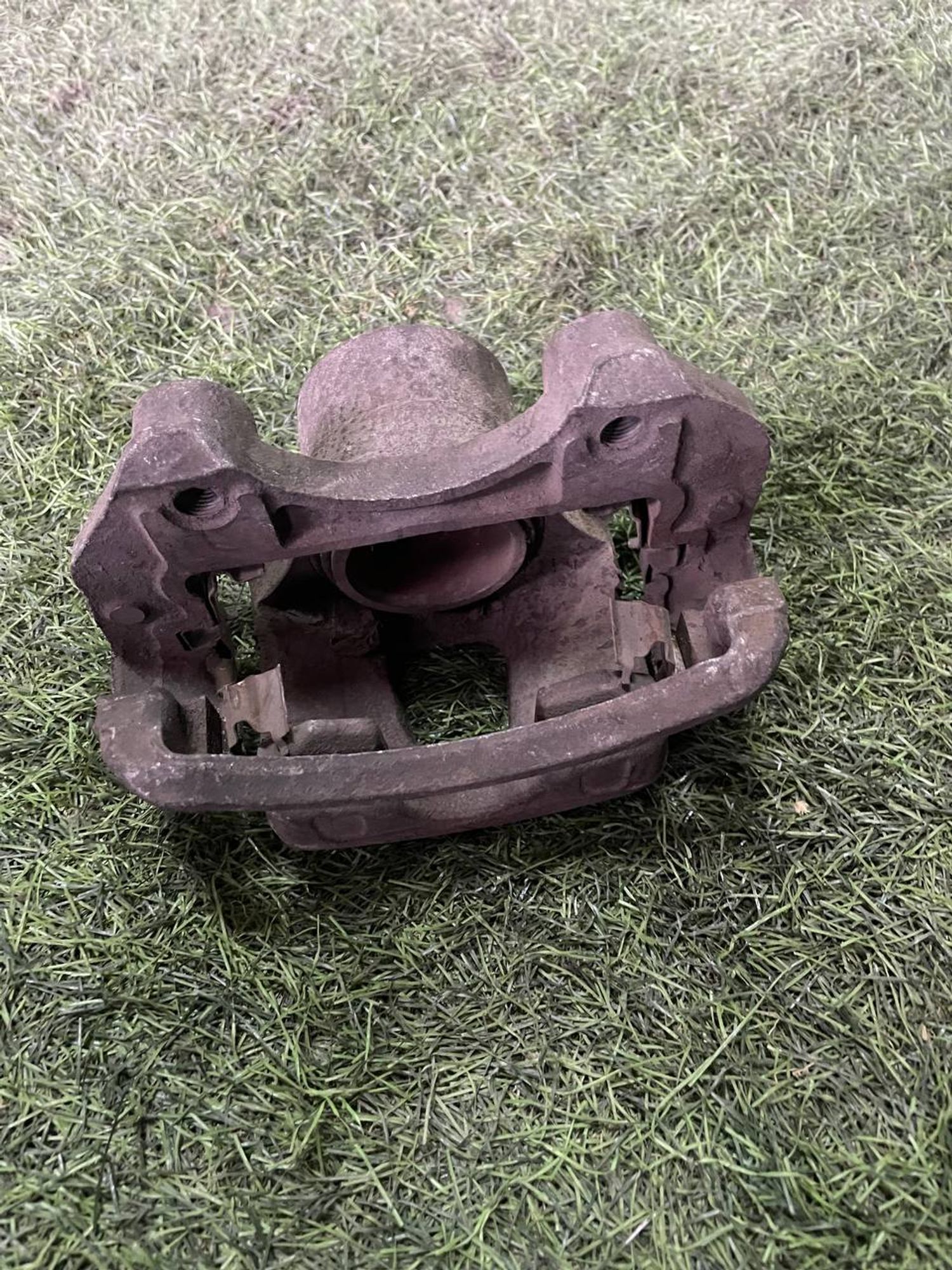 434 Суппорт тормозной передний левый NISSAN CEFIRO A32, 3000 рублей, Невинномысск