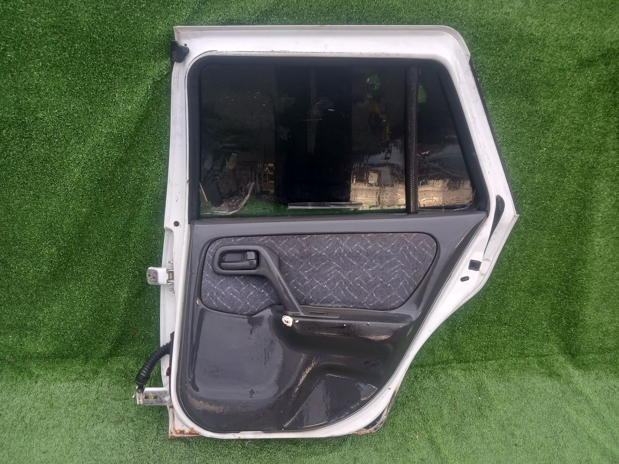 2081 дверь на NISSAN PRIMERA P11, 4500 рублей, Невинномысск