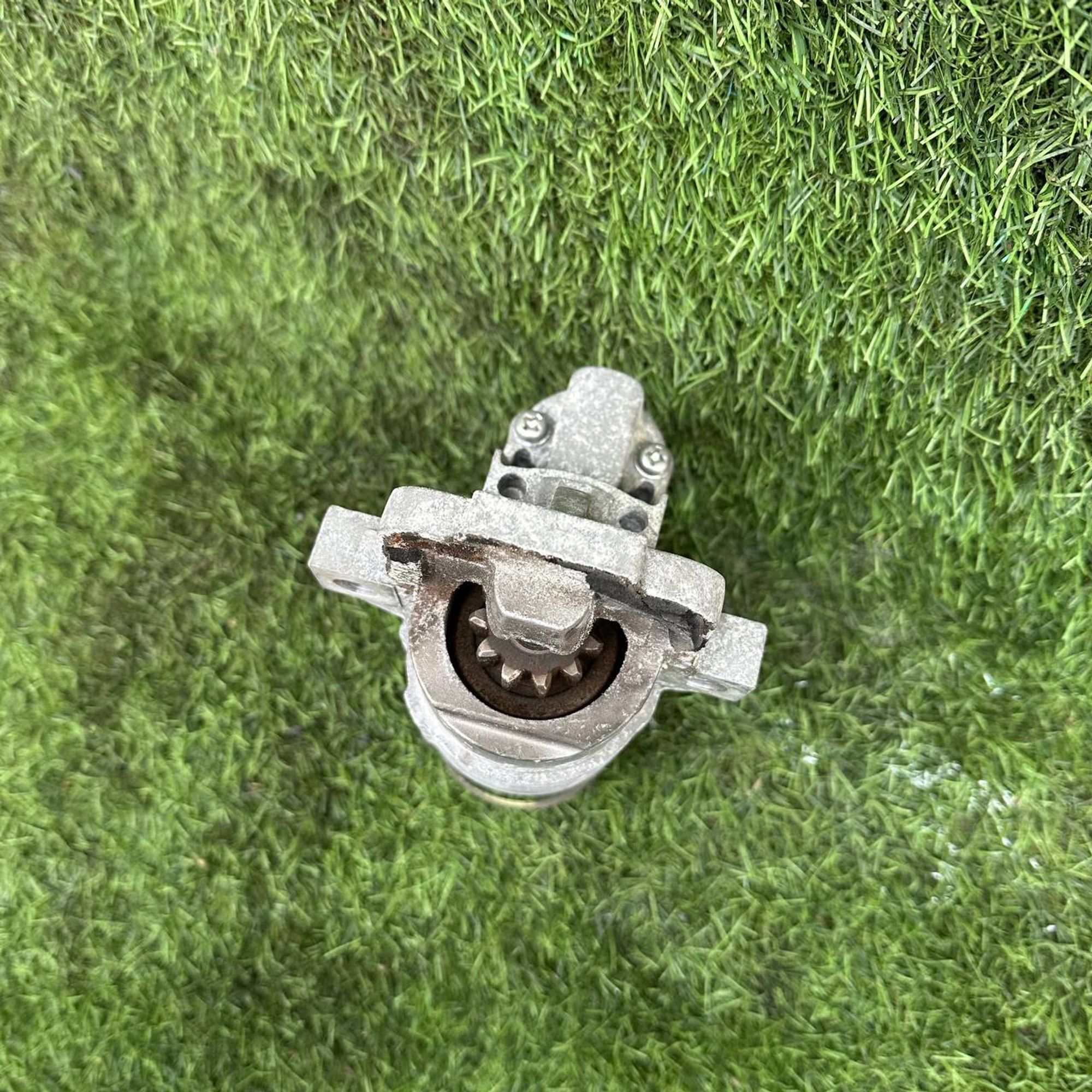 https://ycs.partsauto.market/partsauto-images/thmbs/userImages/772e461030aea93f4dbb6447c0f924d3/part/34fd4127-6b1e-4d19-adc6-4f3f596133f7_1737630391958.jpg
