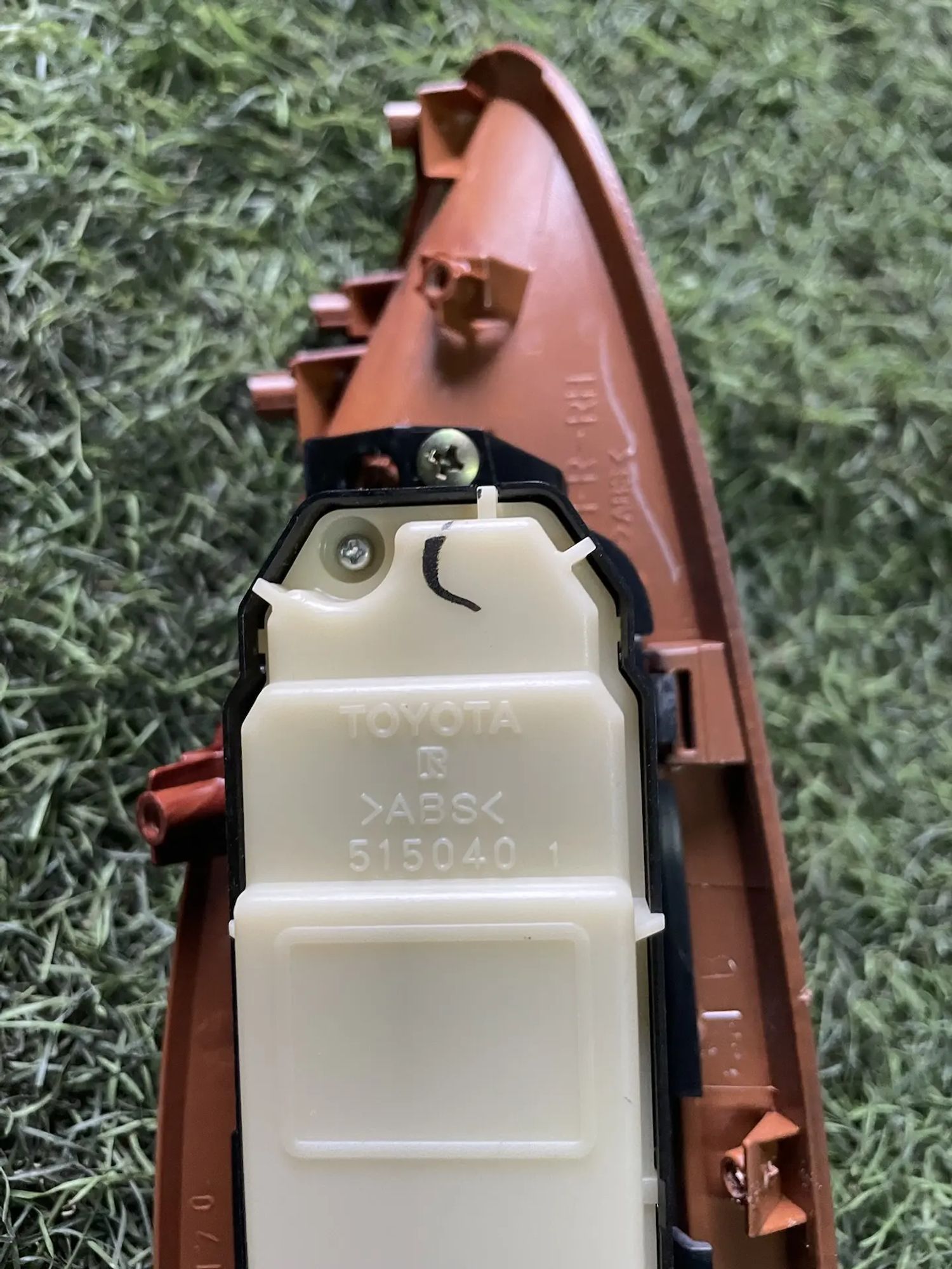 https://ycs.partsauto.market/partsauto-images/thmbs/userImages/772e461030aea93f4dbb6447c0f924d3/part/3525266a-9691-4e2f-a090-64d90a0175e3_1778765407598.jpg