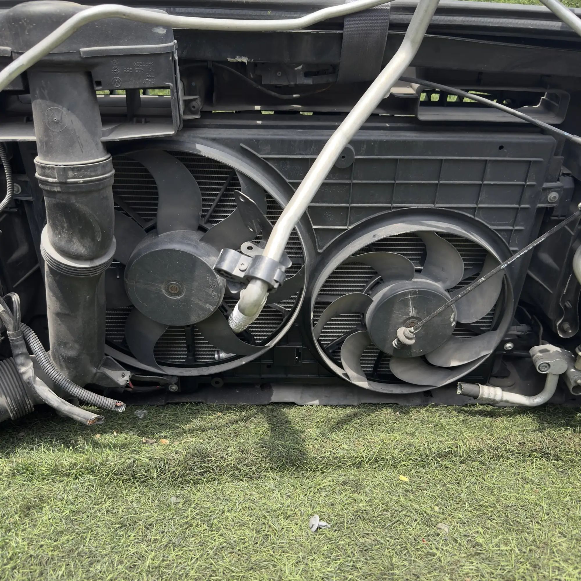 https://ycs.partsauto.market/partsauto-images/thmbs/userImages/772e461030aea93f4dbb6447c0f924d3/part/35482ba1-0fd0-4f32-bd8e-250eca83b21a_1778156870604.jpg