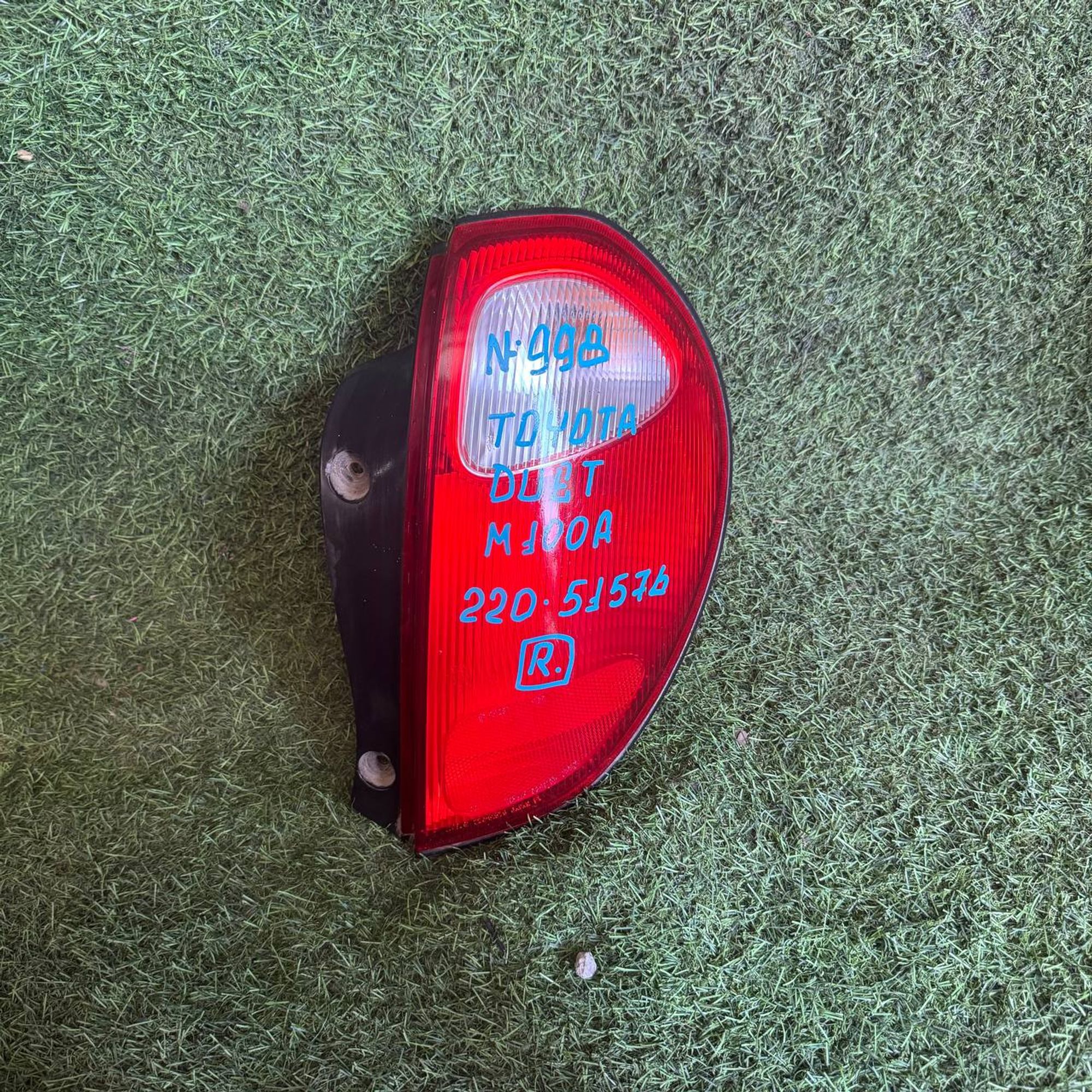 998 Фонарь задний левый TOYOTA DUET M100A, 1 рублей, Невинномысск