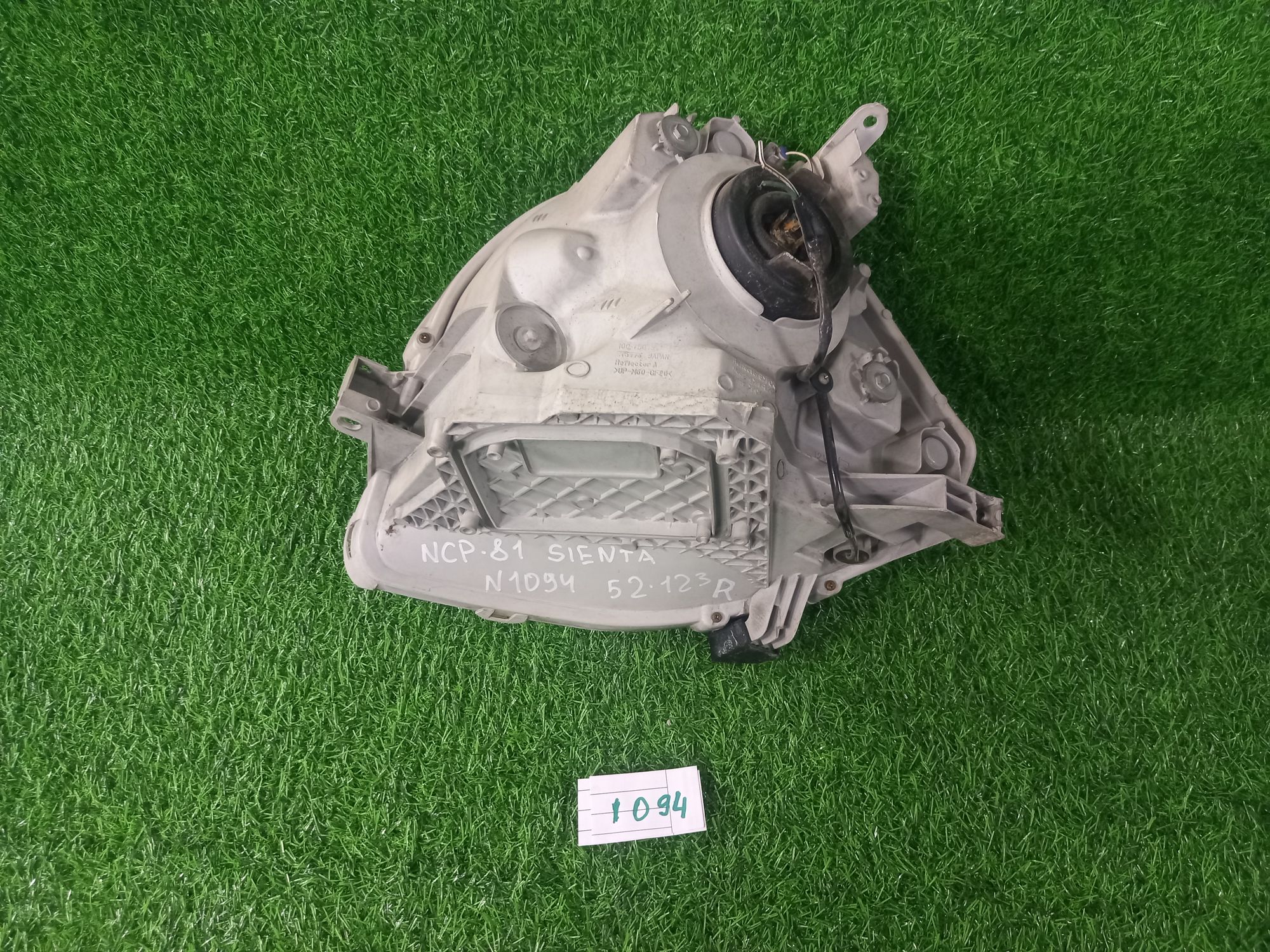 1094 фара левая TOYOTA SIENTA NCP81, 4000 рублей, Невинномысск