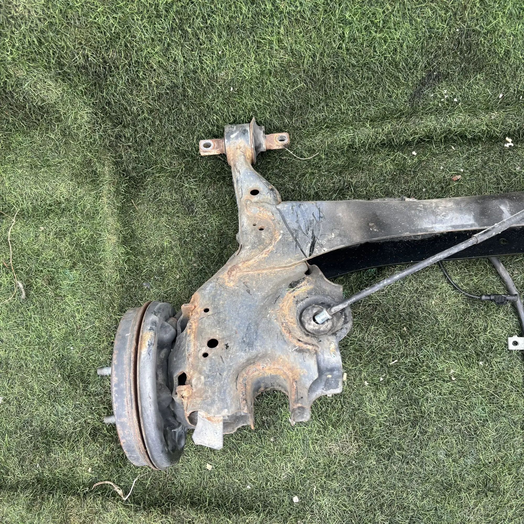 https://ycs.partsauto.market/partsauto-images/thmbs/userImages/772e461030aea93f4dbb6447c0f924d3/part/355c2794-7f14-4fbe-9cbb-c2a540f281a7_1777029089305.jpg