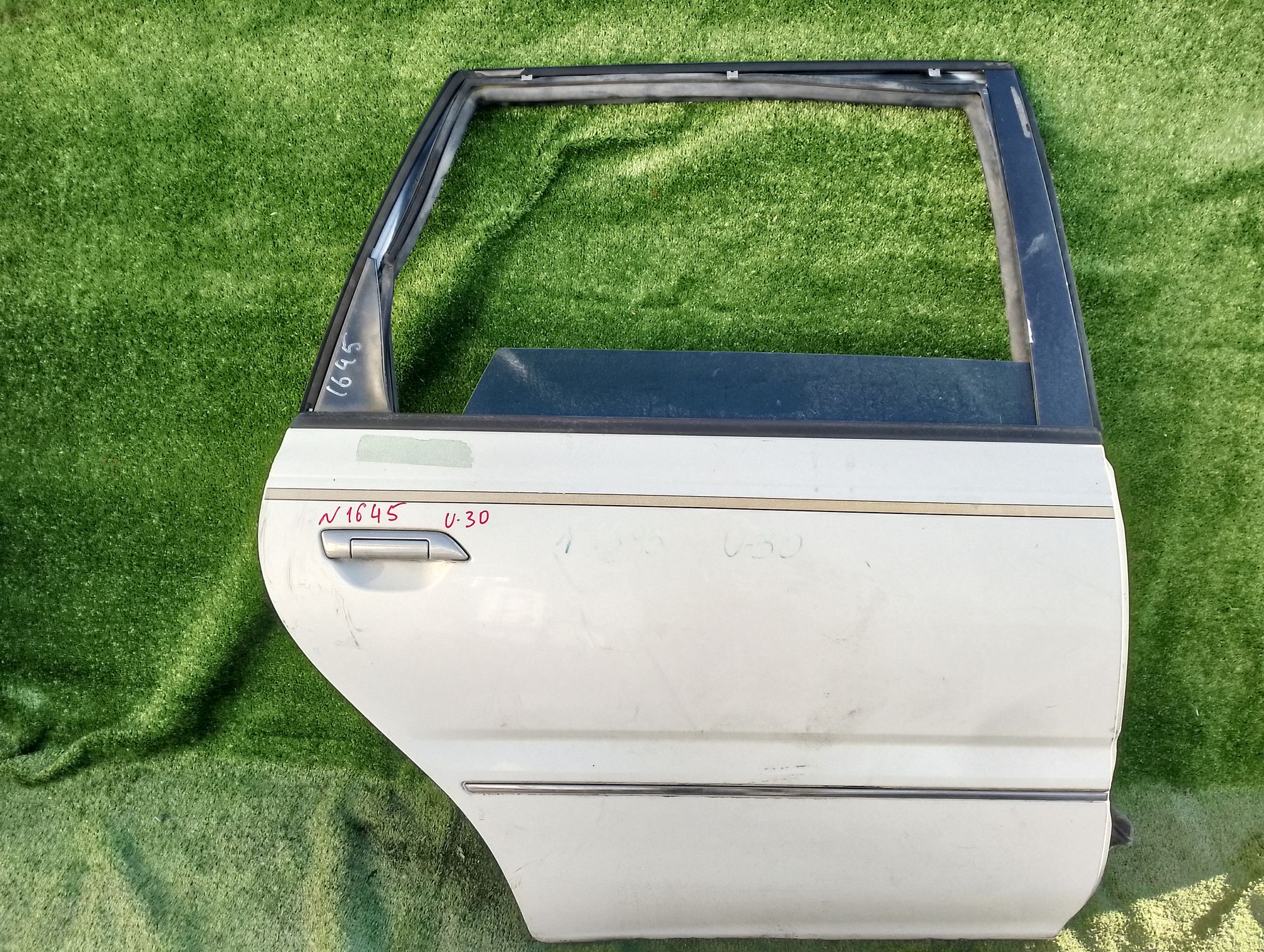 1645 дверь на NISSAN PRESAGE U30, 9500 рублей, Невинномысск