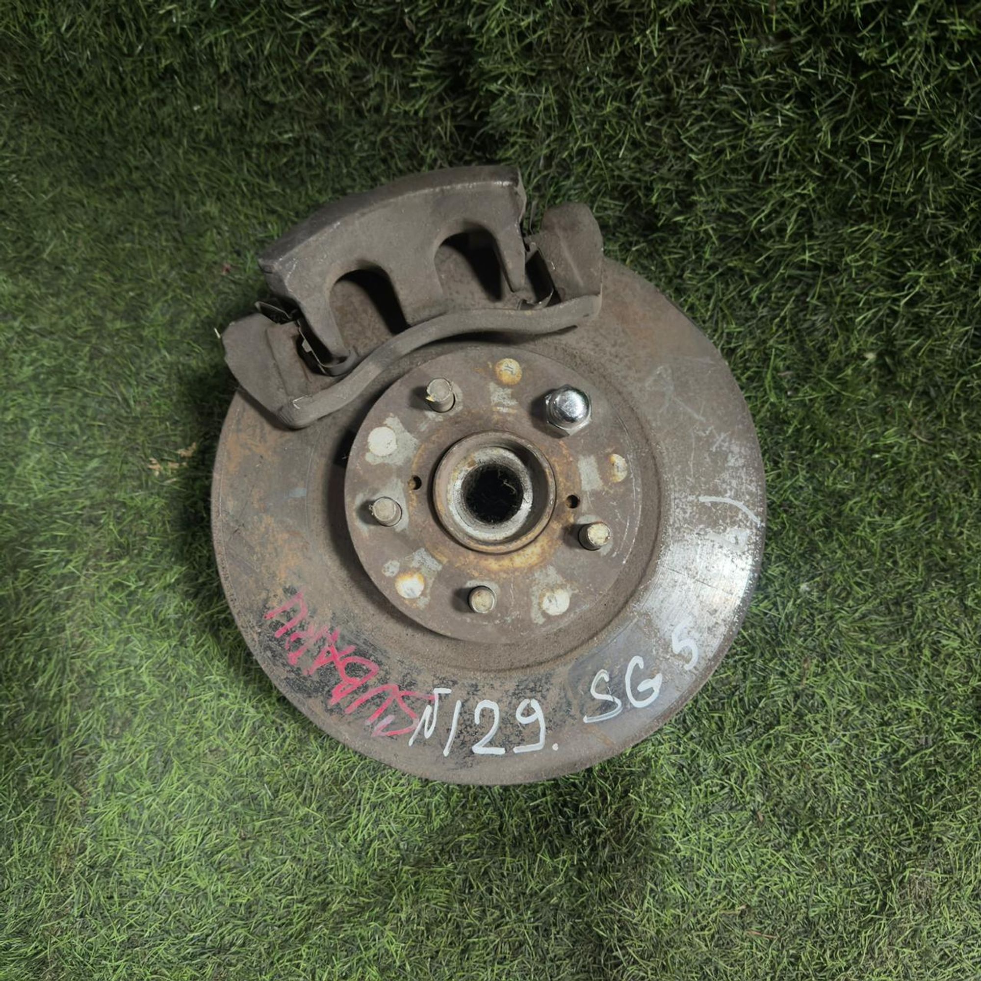 129 Ступица передняя левая SUBARU FORESTER SG5, 8500 рублей, Невинномысск