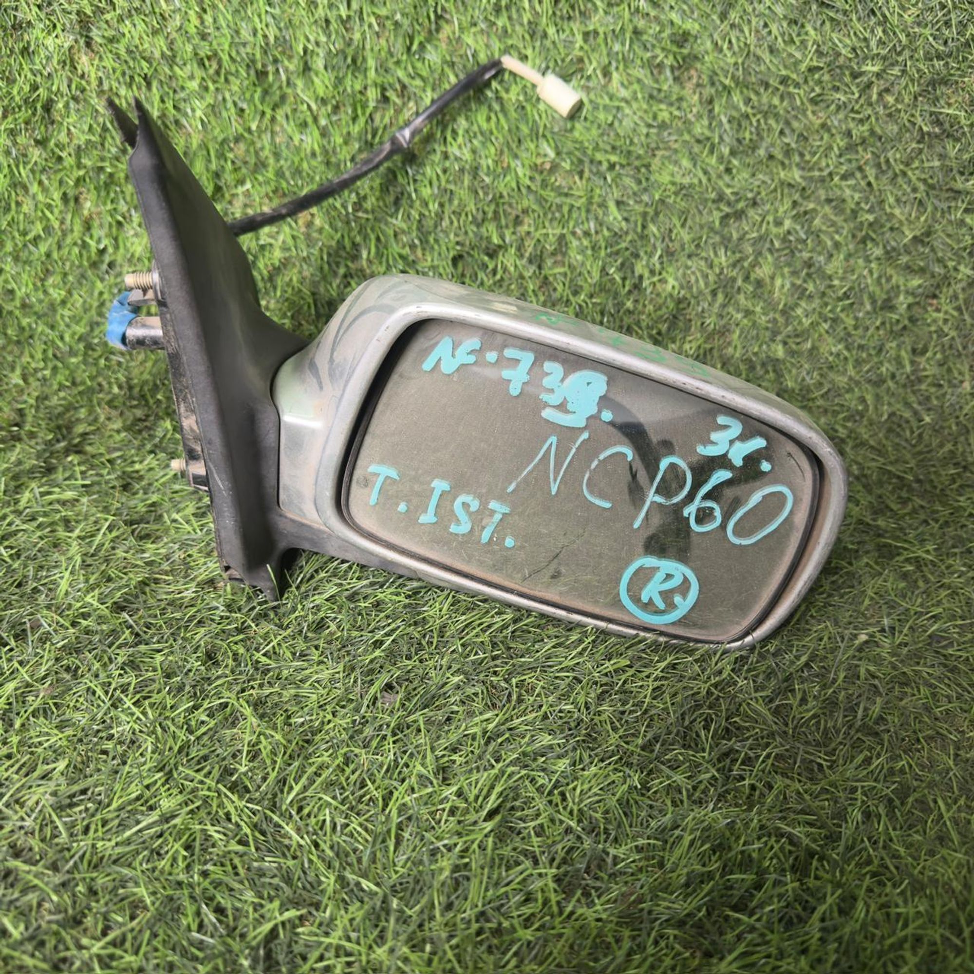 739 Зеркало боковое правое TOYOTA IST NCP60, 4500 рублей, Невинномысск