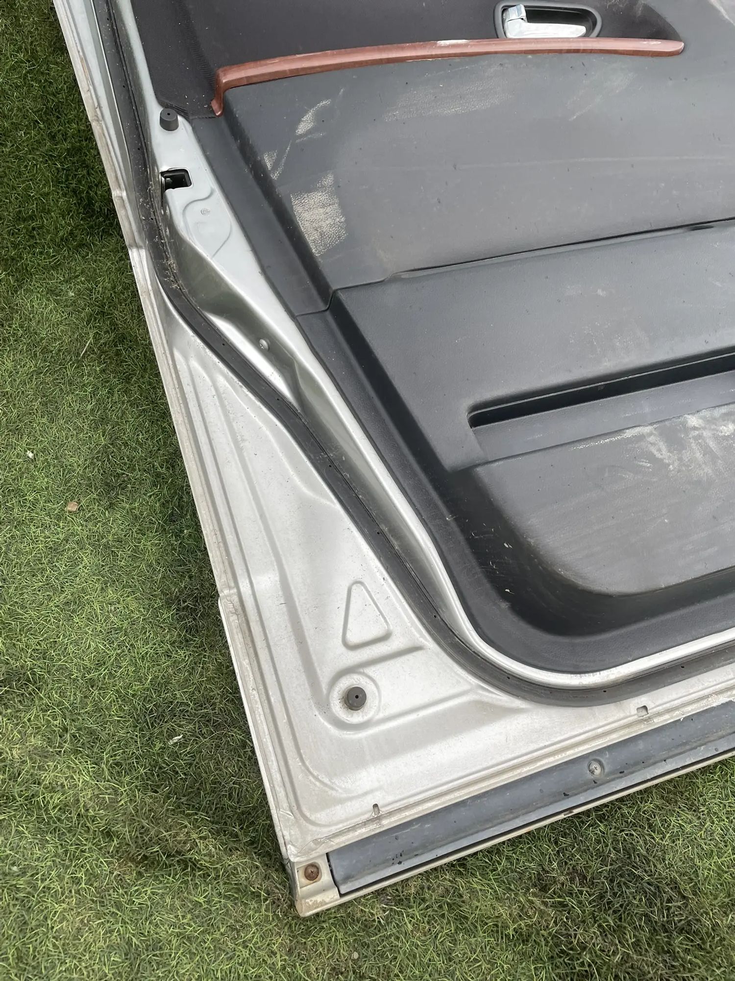 4136 Дверь передняя левая NISSAN ELGRAND ME51 VQ25DE, 10000 рублей, Невинномысск