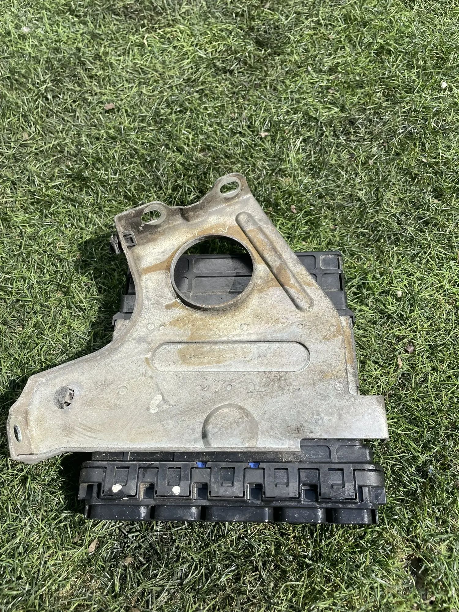 https://ycs.partsauto.market/partsauto-images/thmbs/userImages/772e461030aea93f4dbb6447c0f924d3/part/369c4166-8558-4eb5-b2dd-6336dc9c17e3_1776489742423.jpg
