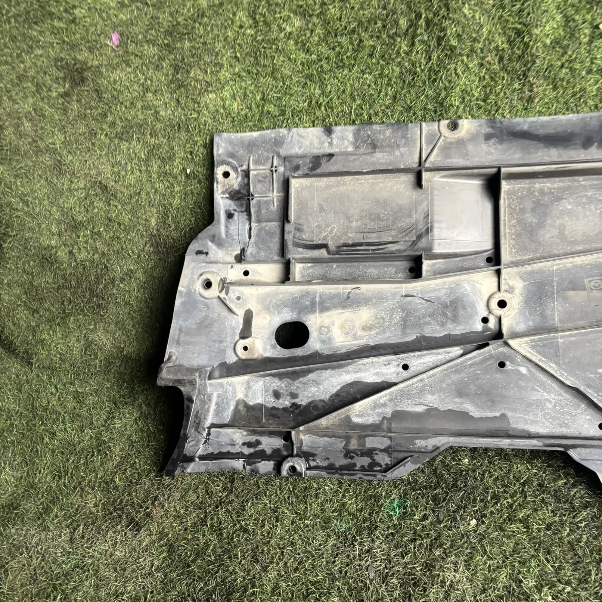 https://ycs.partsauto.market/partsauto-images/thmbs/userImages/772e461030aea93f4dbb6447c0f924d3/part/373b1f9b-0717-42a5-9bce-056906f7c3fb_1777278471813.jpg