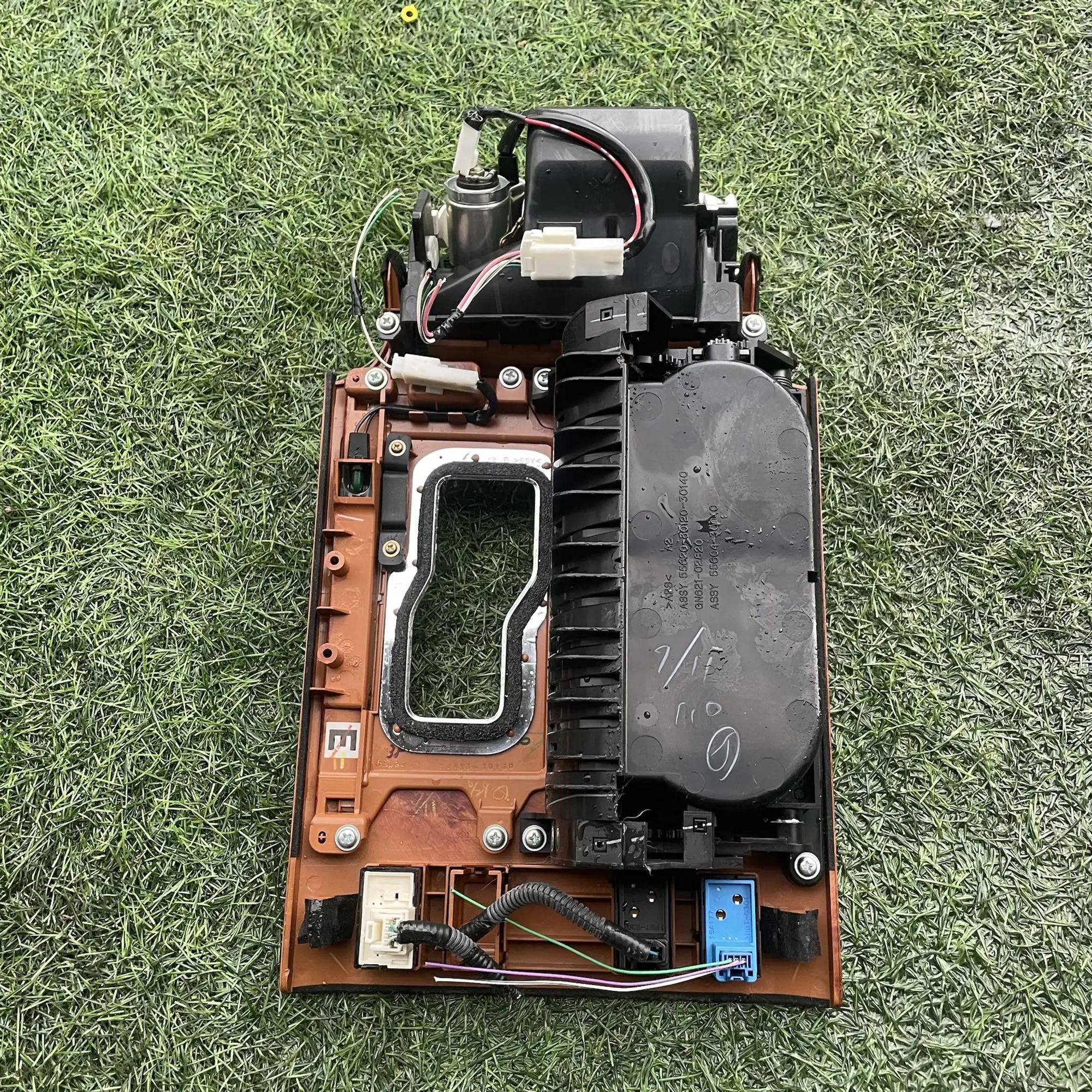 https://ycs.partsauto.market/partsauto-images/thmbs/userImages/772e461030aea93f4dbb6447c0f924d3/part/373b6905-4687-4668-81f9-ae8677ab0cce_1779090814530.jpg
