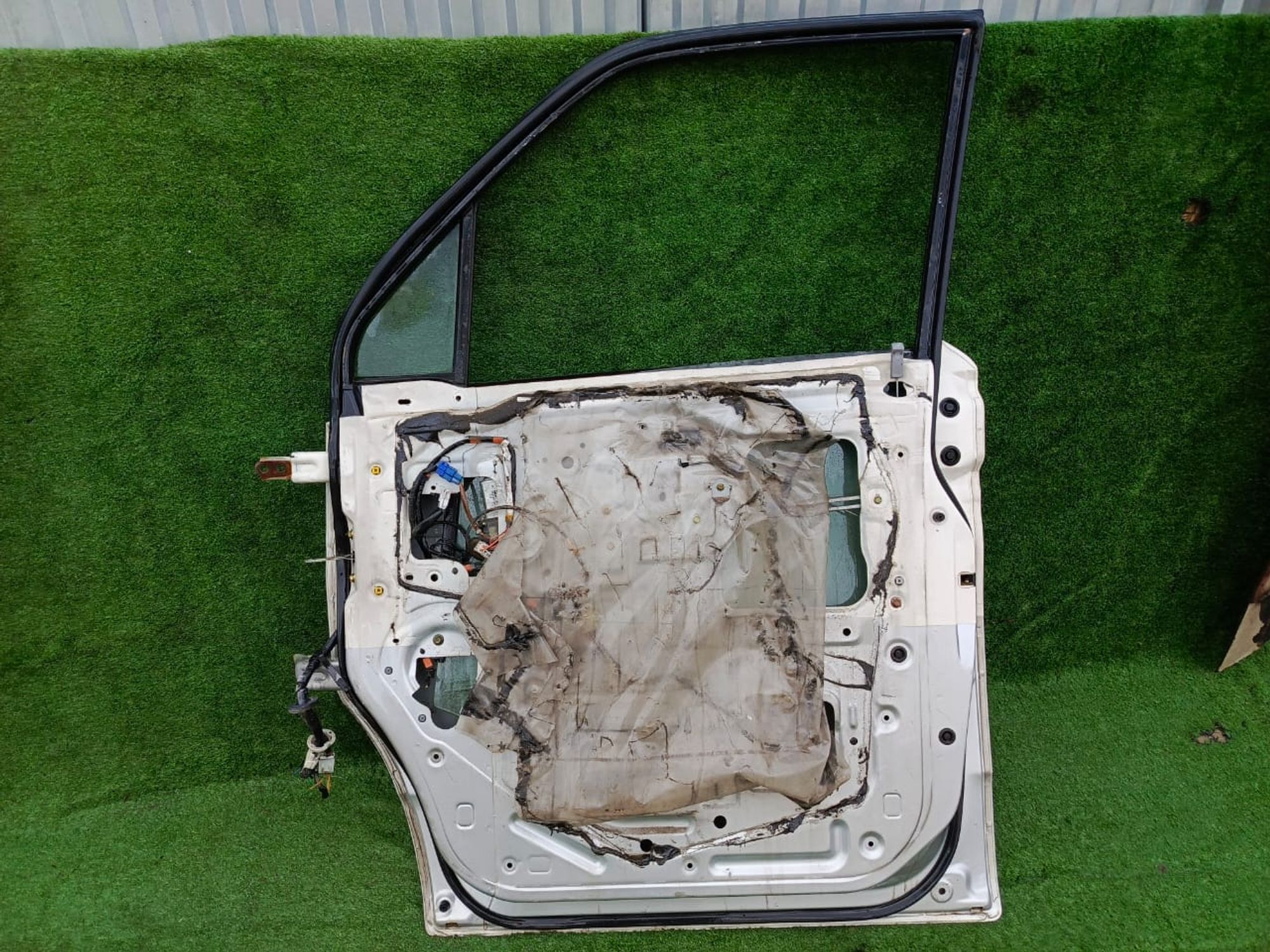 1968 Дверь передняя правая Mazda Bongo Friendee, 7000 рублей, Невинномысск