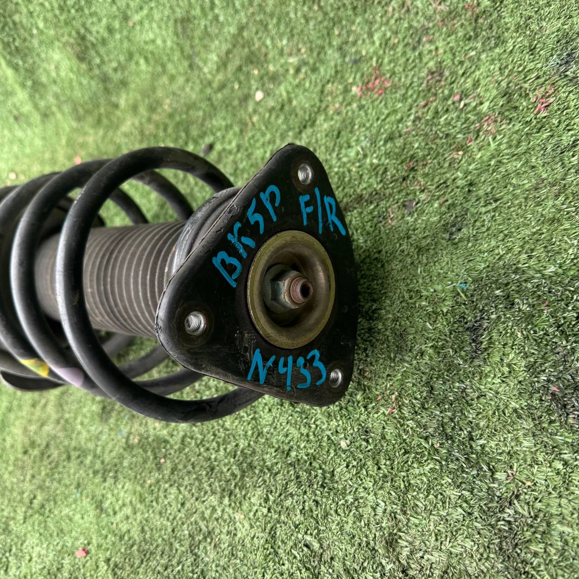 https://ycs.partsauto.market/partsauto-images/thmbs/userImages/772e461030aea93f4dbb6447c0f924d3/part/37f1b4aa-002b-46c3-9d5b-f6c2cfdcaa3a_1735394490359.jpg
