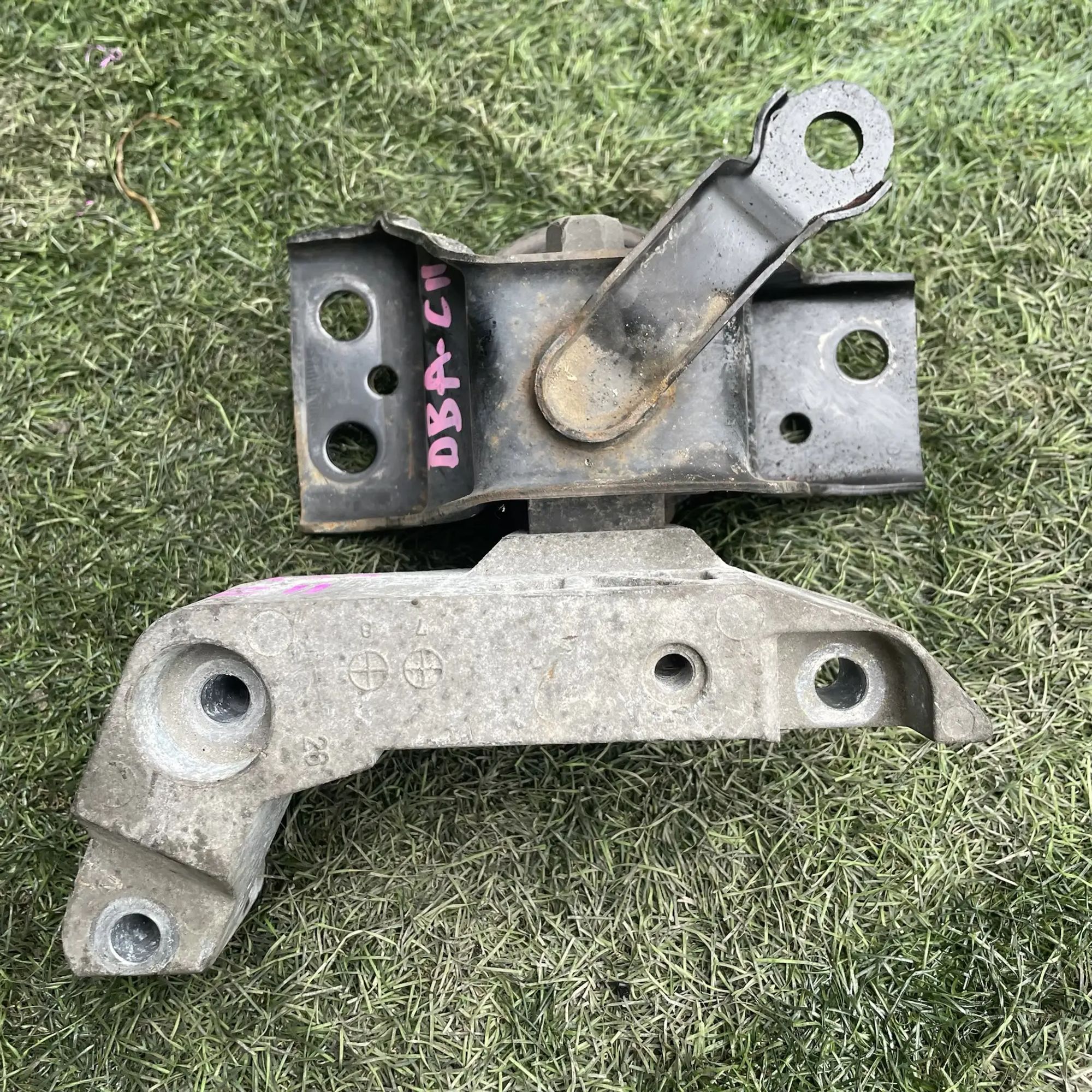 https://ycs.partsauto.market/partsauto-images/thmbs/userImages/772e461030aea93f4dbb6447c0f924d3/part/381eebdd-c658-4598-9d6e-0db9ed3bbdfc_1779189146081.jpg