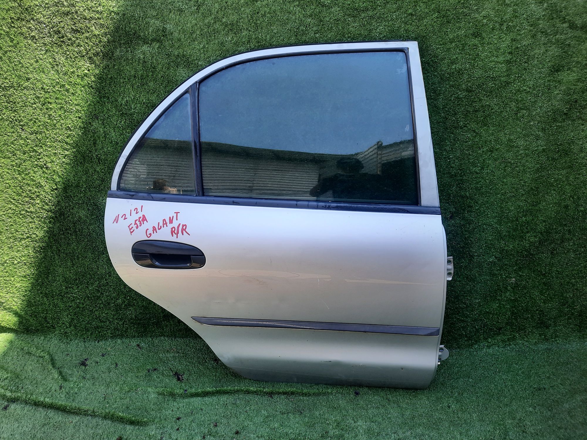 2121 дверь на MITSUBISHI GALANT E55A, 4000 рублей, Невинномысск