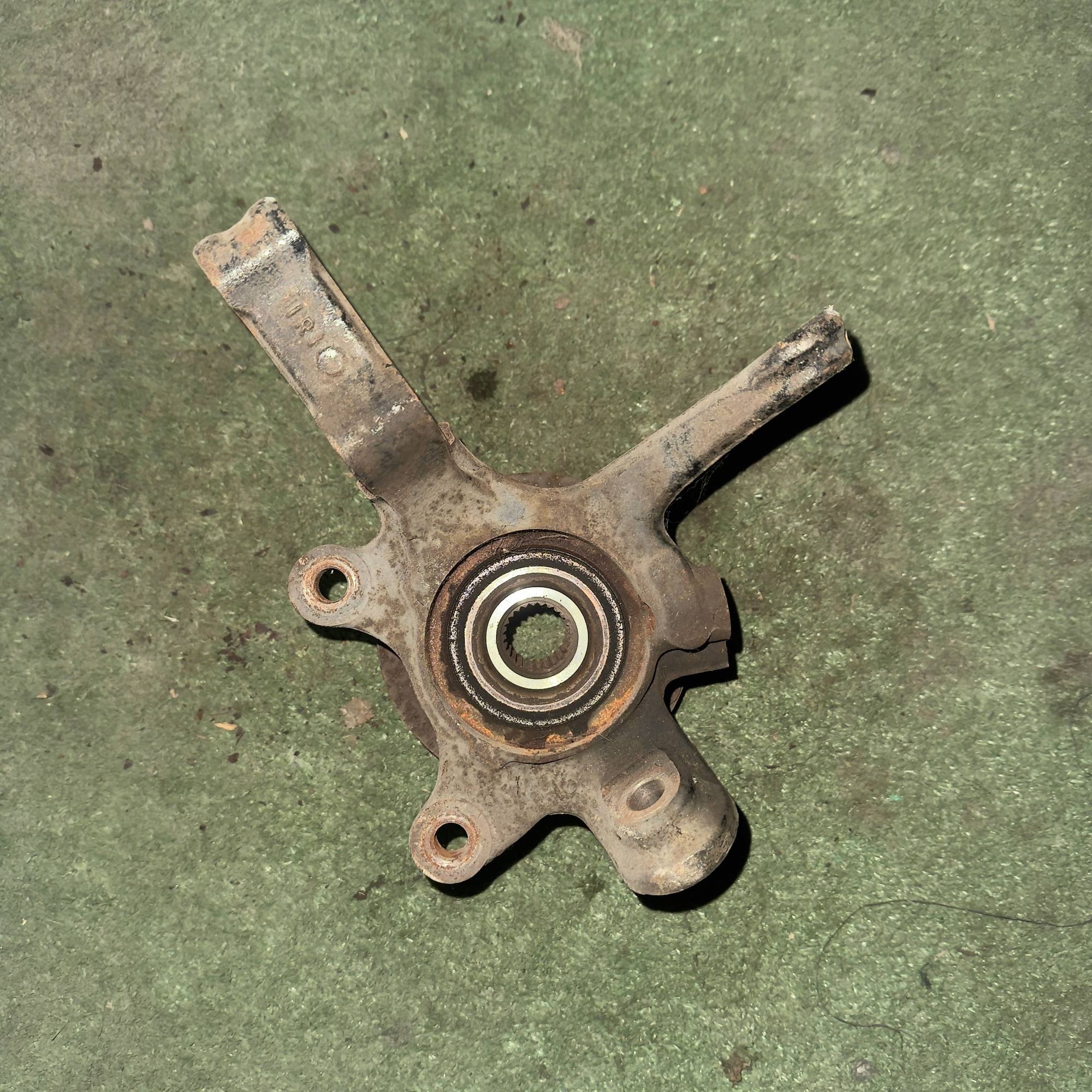 734 Ступица передняя правая NISSAN AD Y11, 3500 рублей, Невинномысск