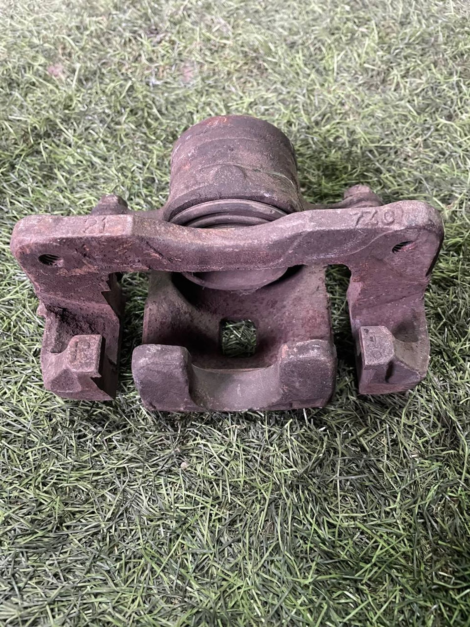 405 Суппорт тормозной передний правый NISSAN PULSAR FN15, 3000 рублей, Невинномысск