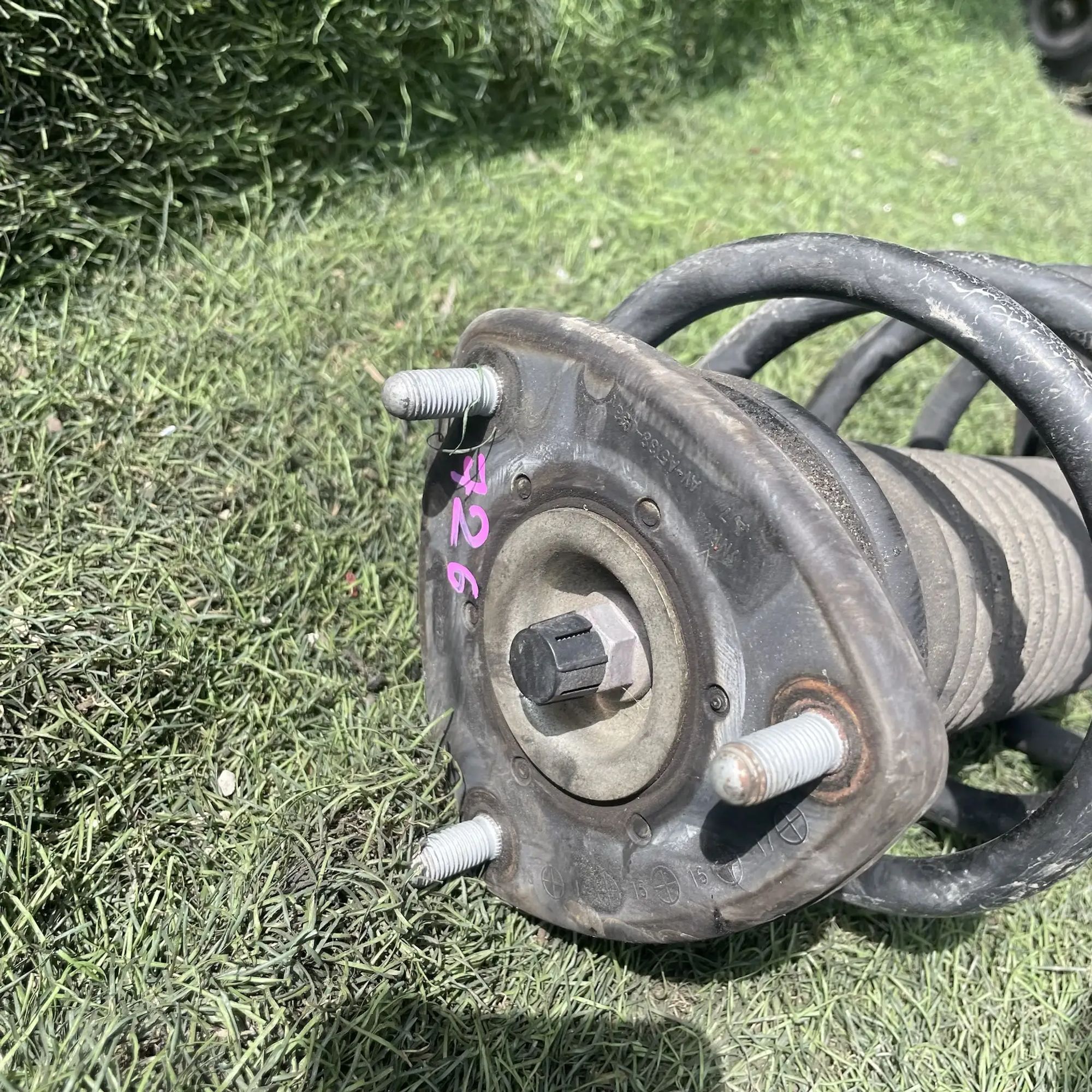 https://ycs.partsauto.market/partsauto-images/thmbs/userImages/772e461030aea93f4dbb6447c0f924d3/part/392f2a41-2400-4cfb-9393-0003d17be020_1779111766184.jpg