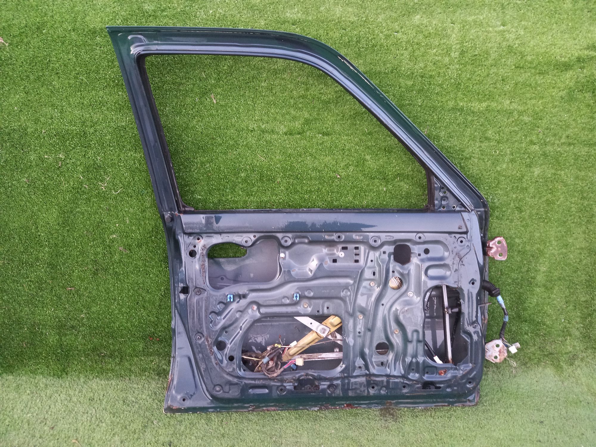 1376 дверь F/L на TOYOTA SURF LN130, 11000 рублей, Невинномысск