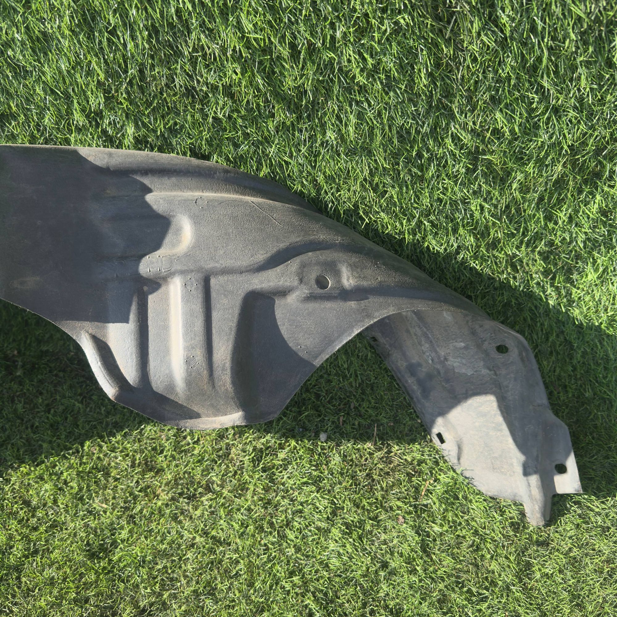 593 Подкрылок передний правый Toyota Porte NNP10, 999 рублей, Невинномысск