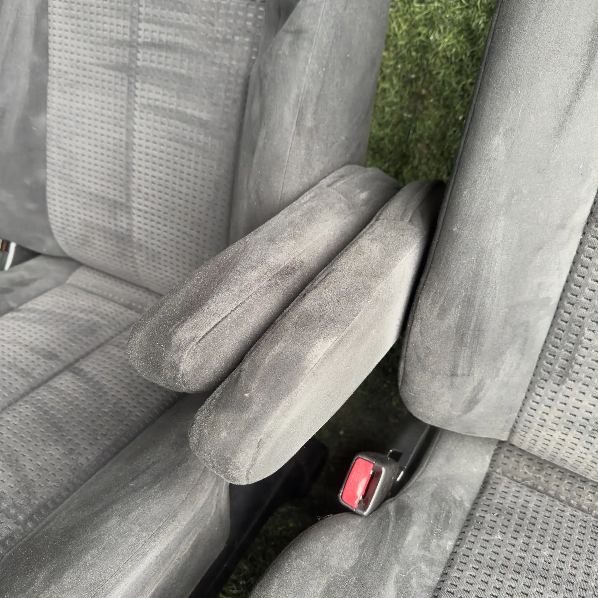 https://ycs.partsauto.market/partsauto-images/thmbs/userImages/772e461030aea93f4dbb6447c0f924d3/part/39463a9a-4238-43e9-a4a4-f90fe925aa8d_1777965379560.jpg