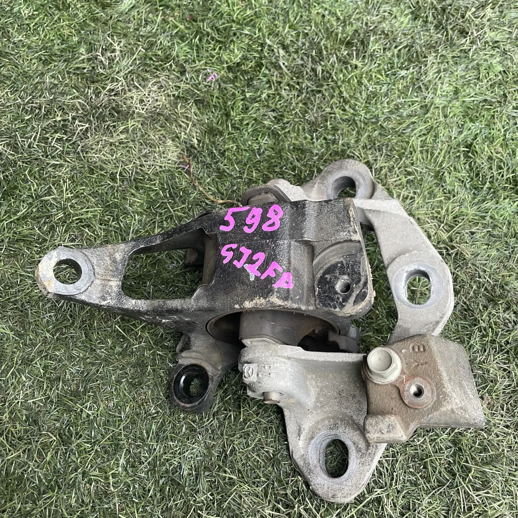 https://ycs.partsauto.market/partsauto-images/thmbs/userImages/772e461030aea93f4dbb6447c0f924d3/part/396d22df-7ec0-4059-895f-83c6108f7b1c_1779192841965.jpg