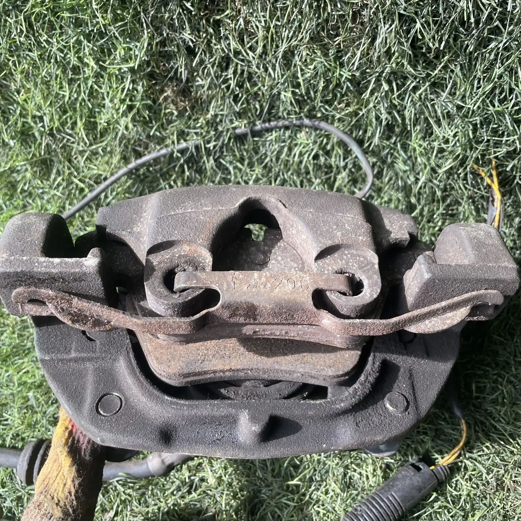 https://ycs.partsauto.market/partsauto-images/thmbs/userImages/772e461030aea93f4dbb6447c0f924d3/part/3978b0d9-6baf-49c2-99df-b1fde763c04f_1776935285408.jpg