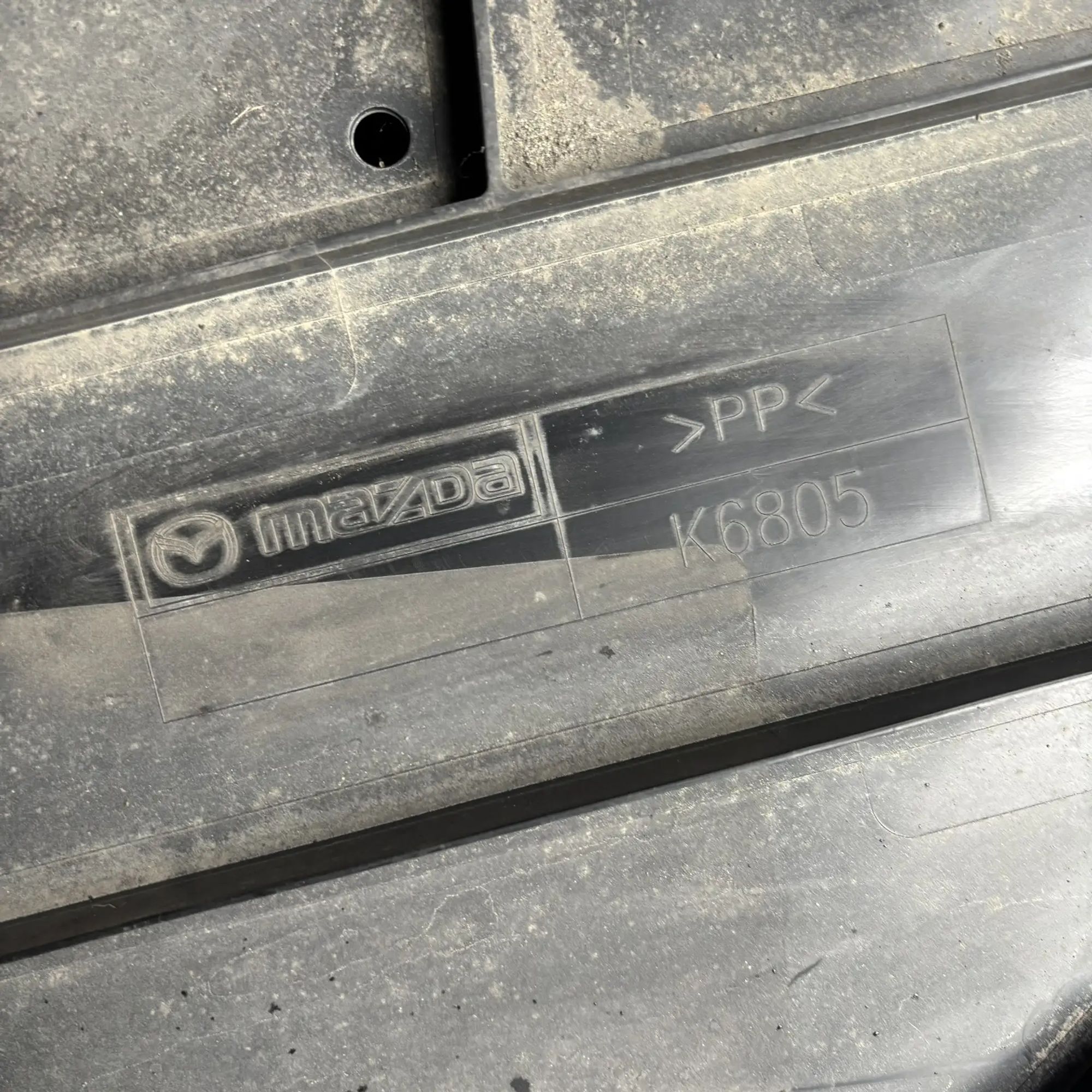 https://ycs.partsauto.market/partsauto-images/thmbs/userImages/772e461030aea93f4dbb6447c0f924d3/part/39c30bf5-9eee-4907-a61c-756c62714d3b_1777278472174.jpg