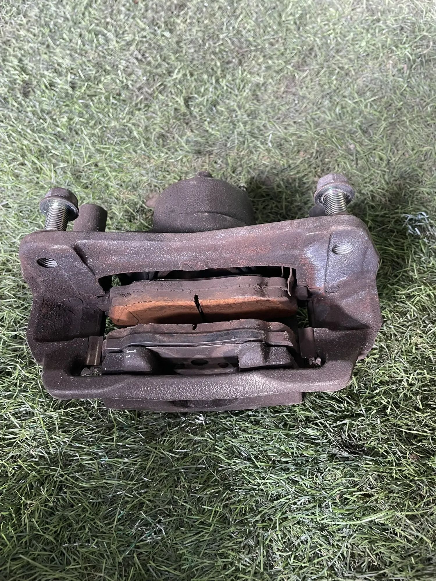 1190 Суппорт передний правый Mazda Atenza GGEP, 3500 рублей, Невинномысск